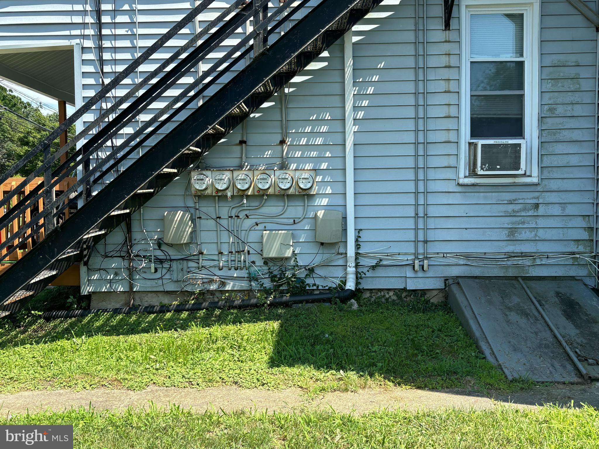 41 CARPENTER STREET