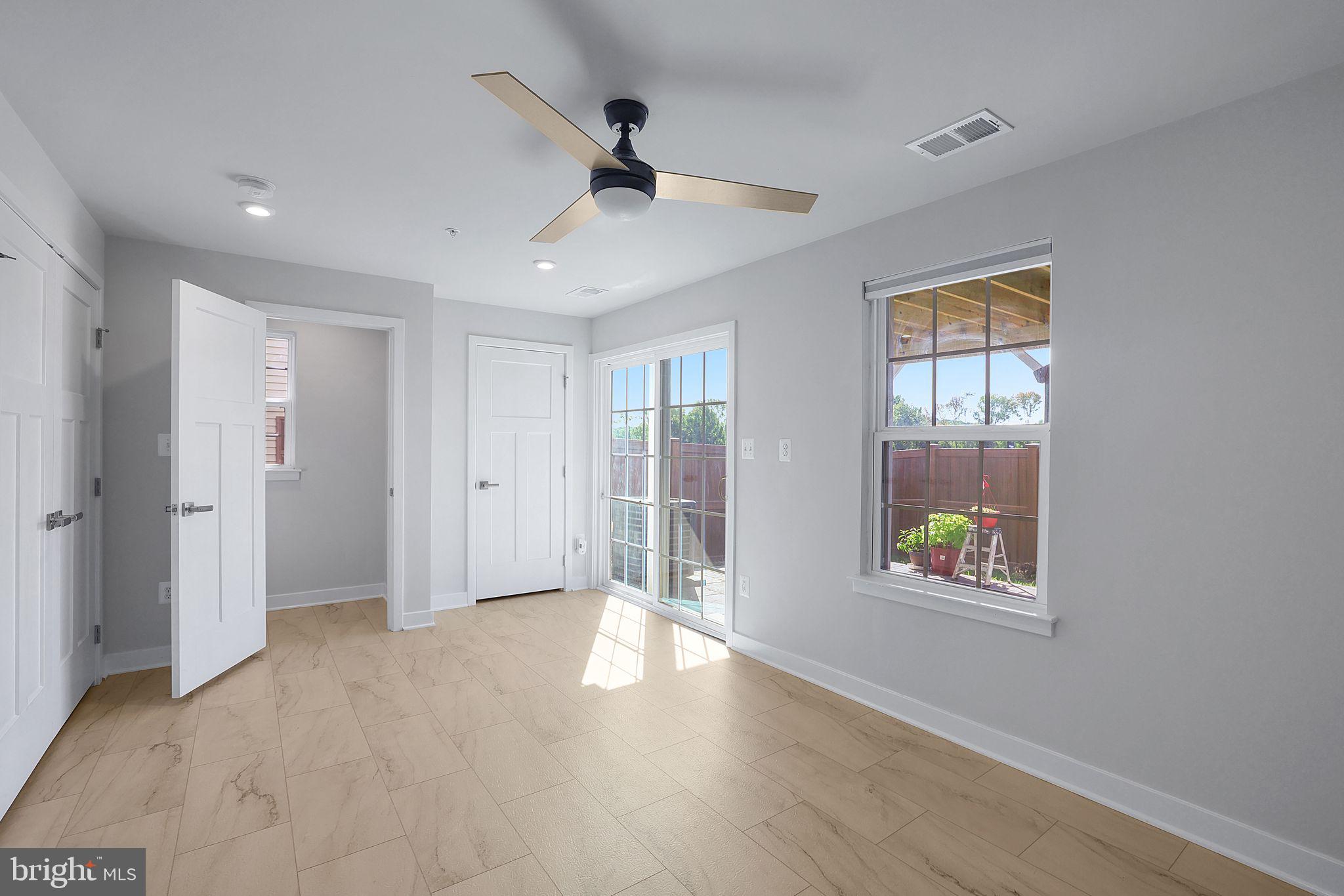 CEDAR HILL - Residential