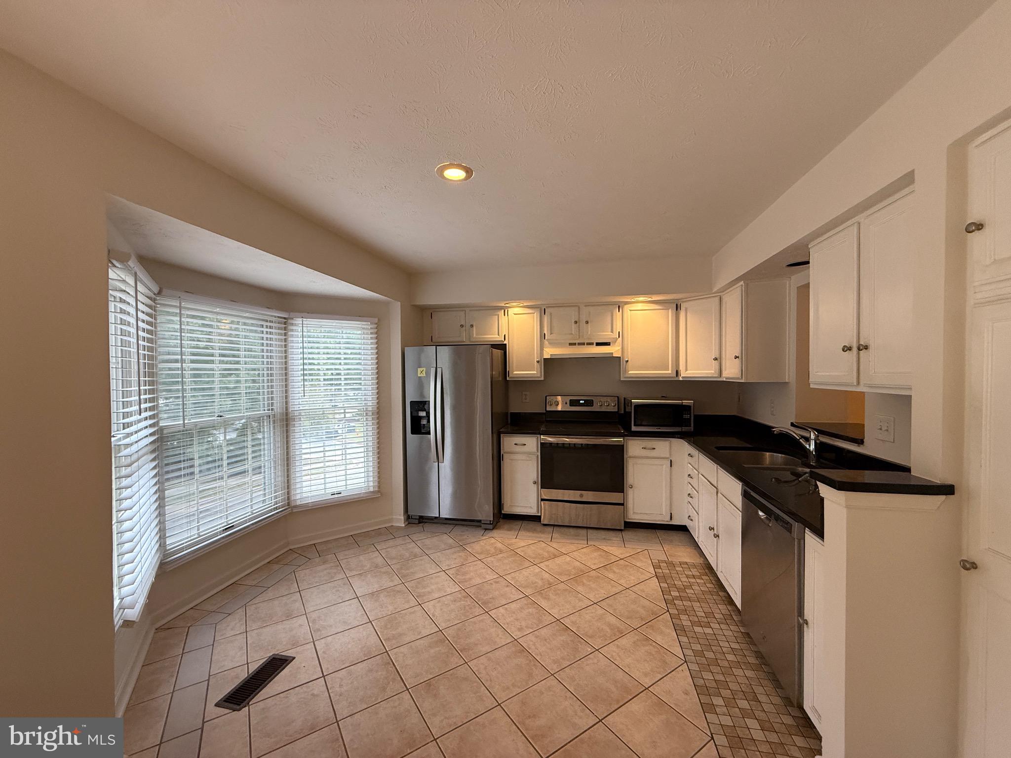 VILLAGE OF DORSEY SEARCH - Residential Lease