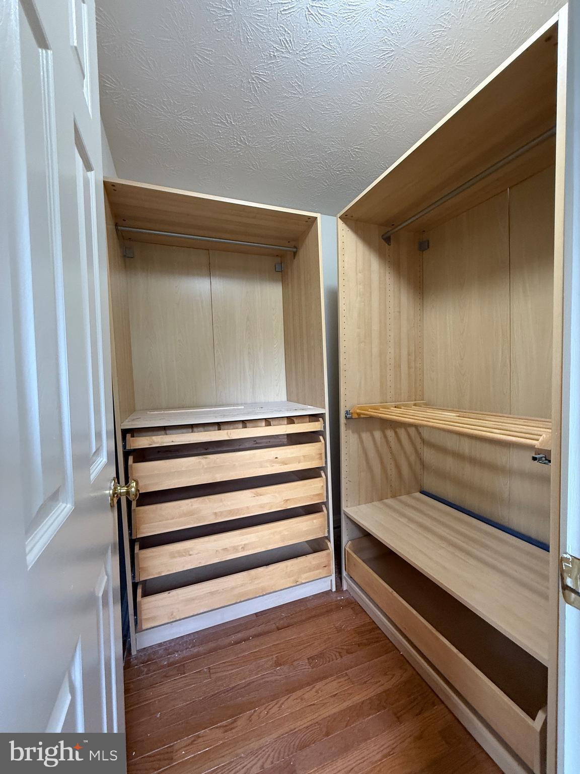 VILLAGE OF DORSEY SEARCH - Residential Lease