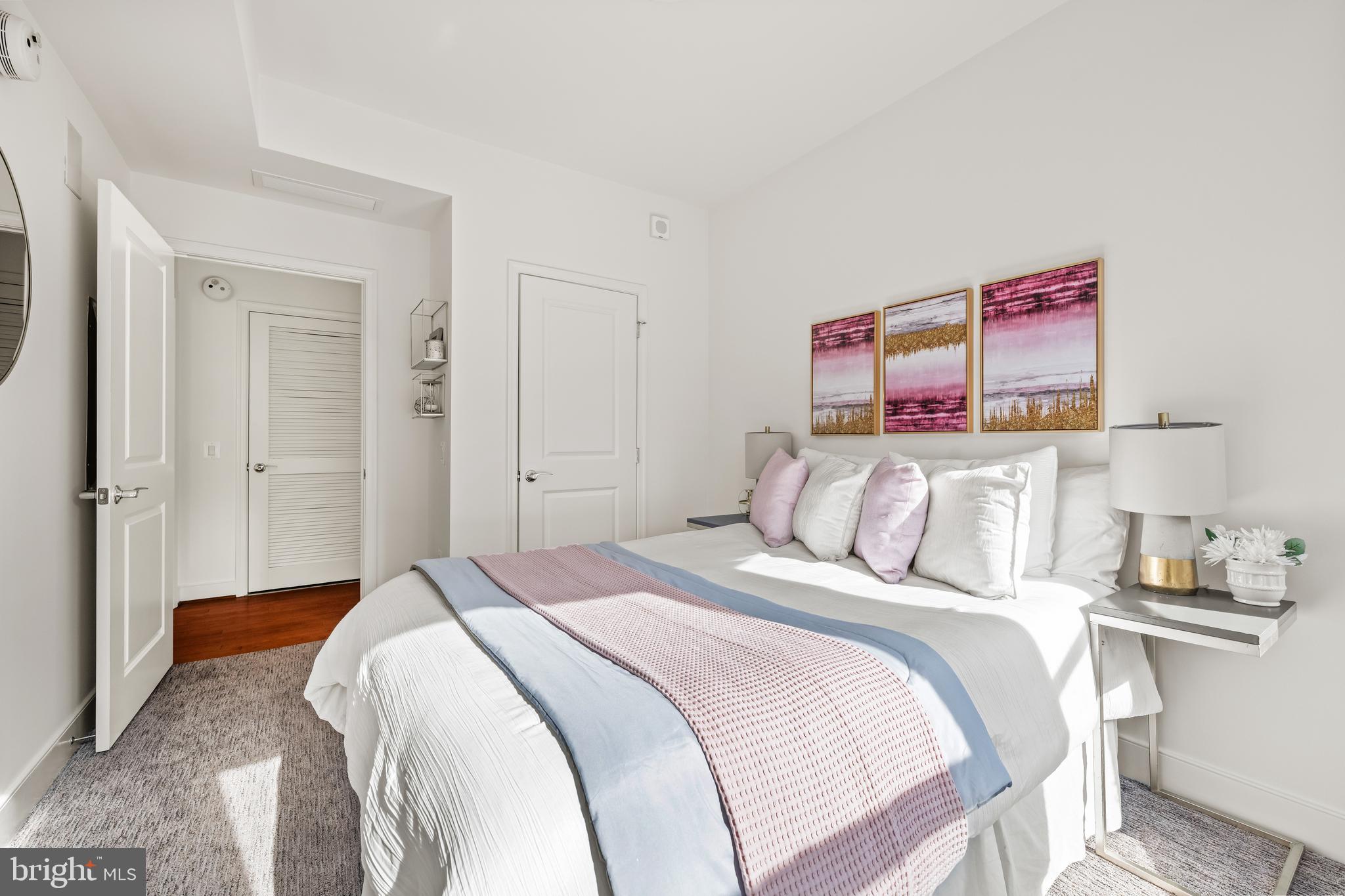 LIONSGATE - Residential