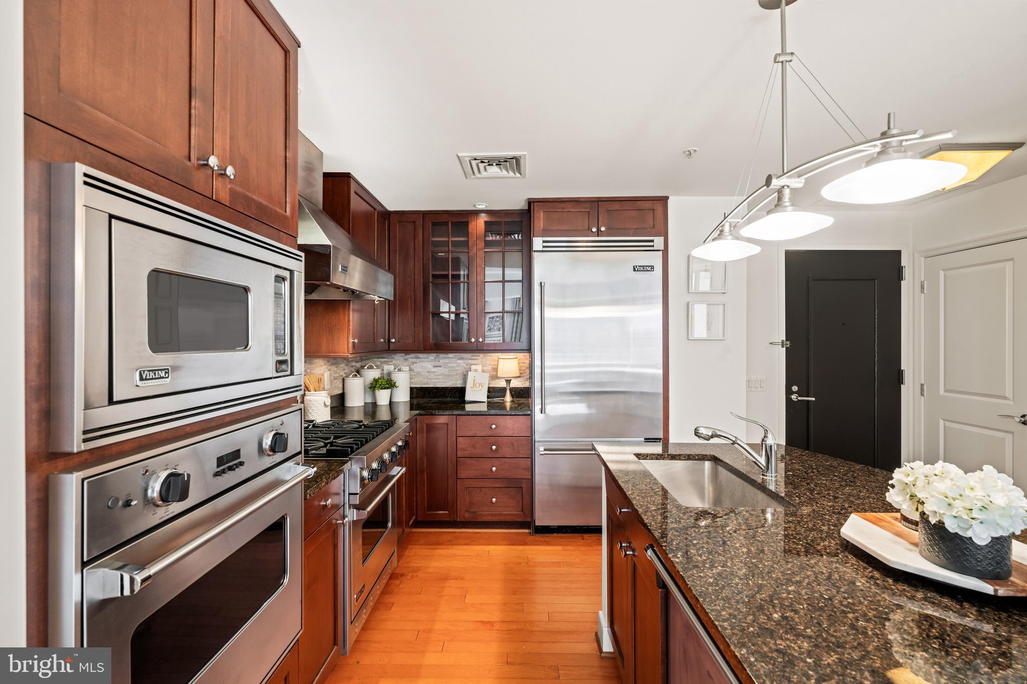 LIONSGATE - Residential