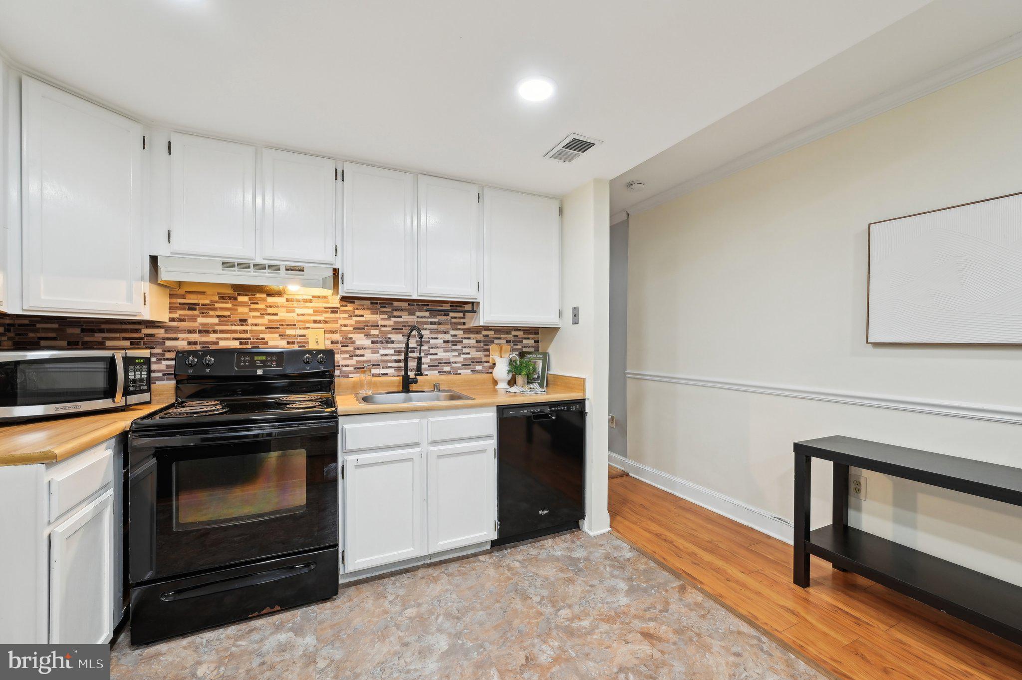 FEDERAL HILL HISTORIC DISTRICT - Residential Lease