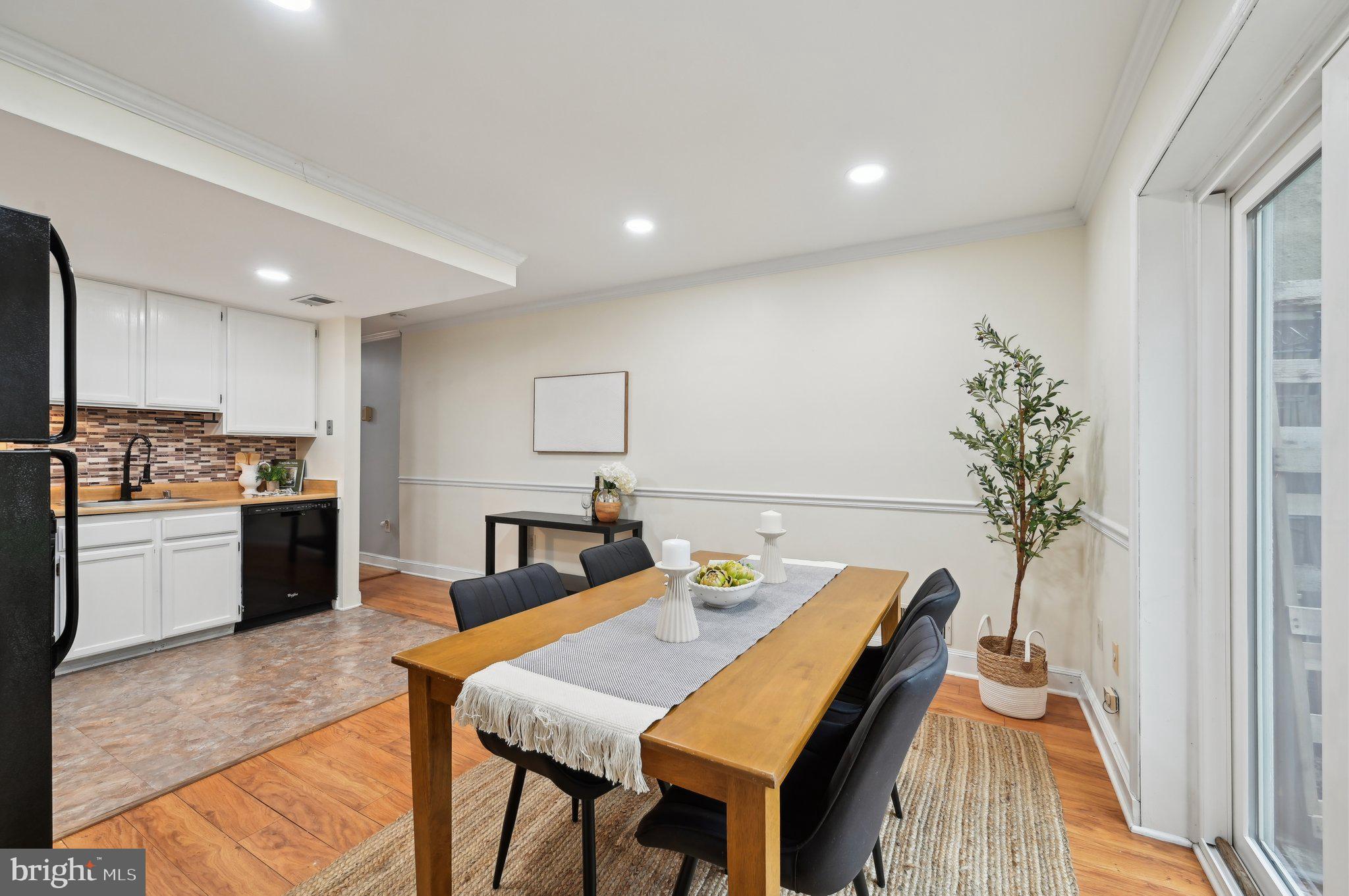 FEDERAL HILL HISTORIC DISTRICT - Residential Lease