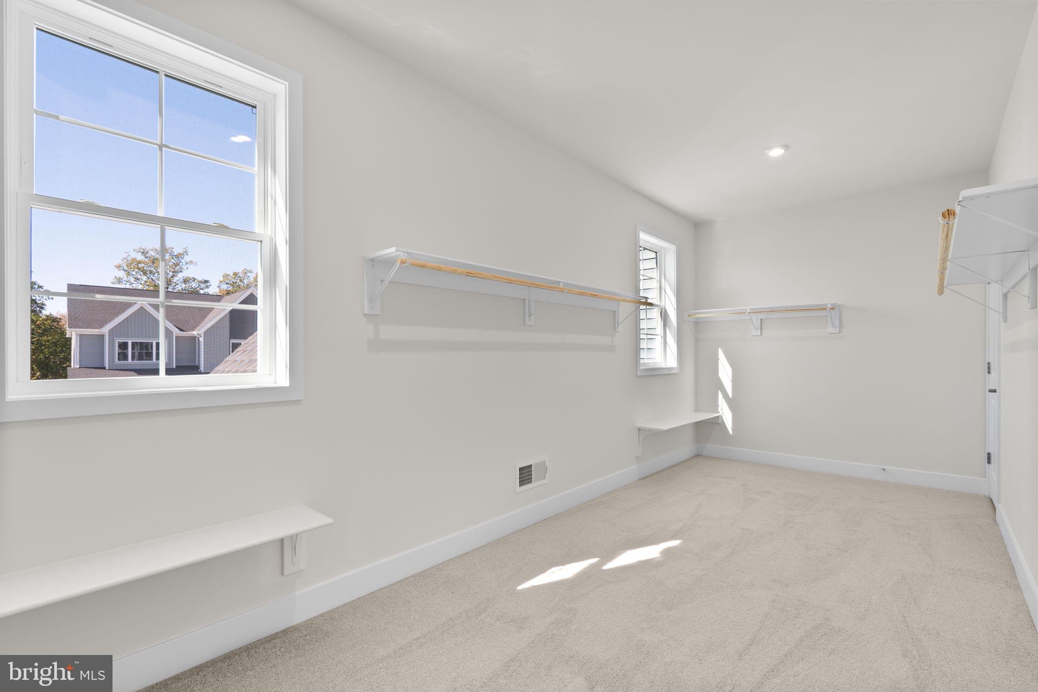 SNOWDEN BRIDGE - Residential