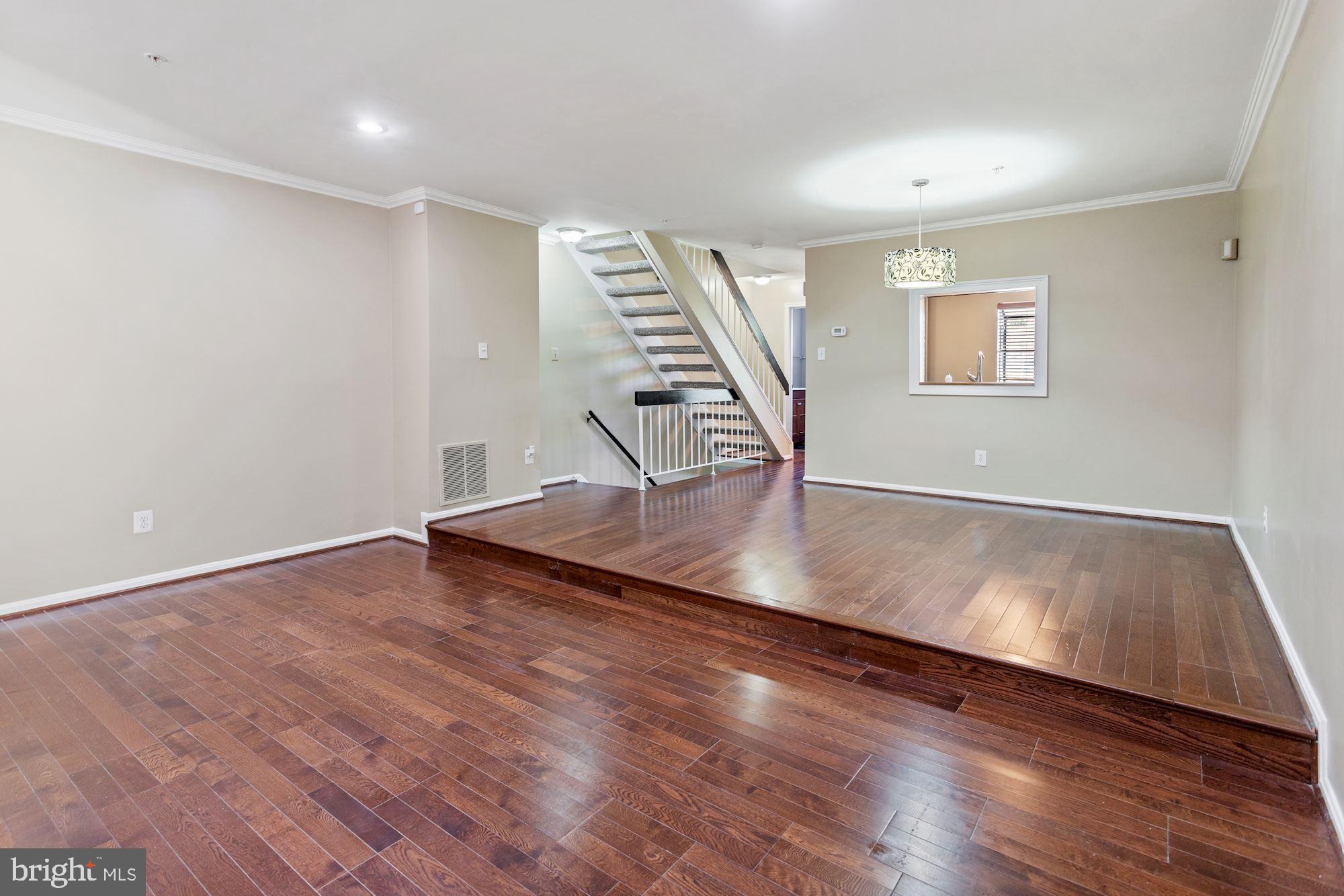 LAUREL LAKES - Residential Lease