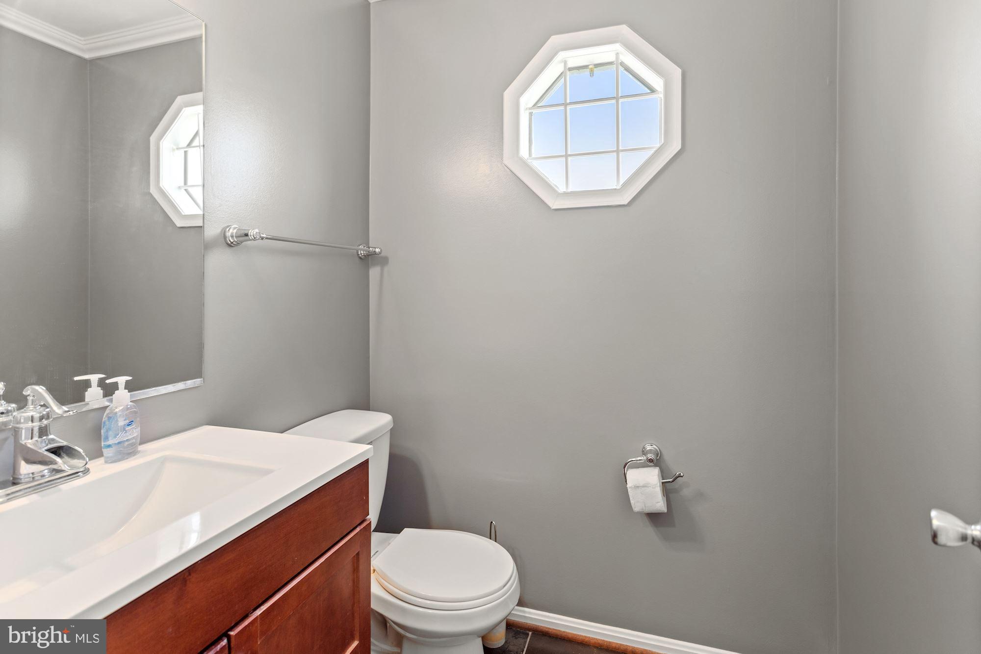 LAUREL LAKES - Residential Lease