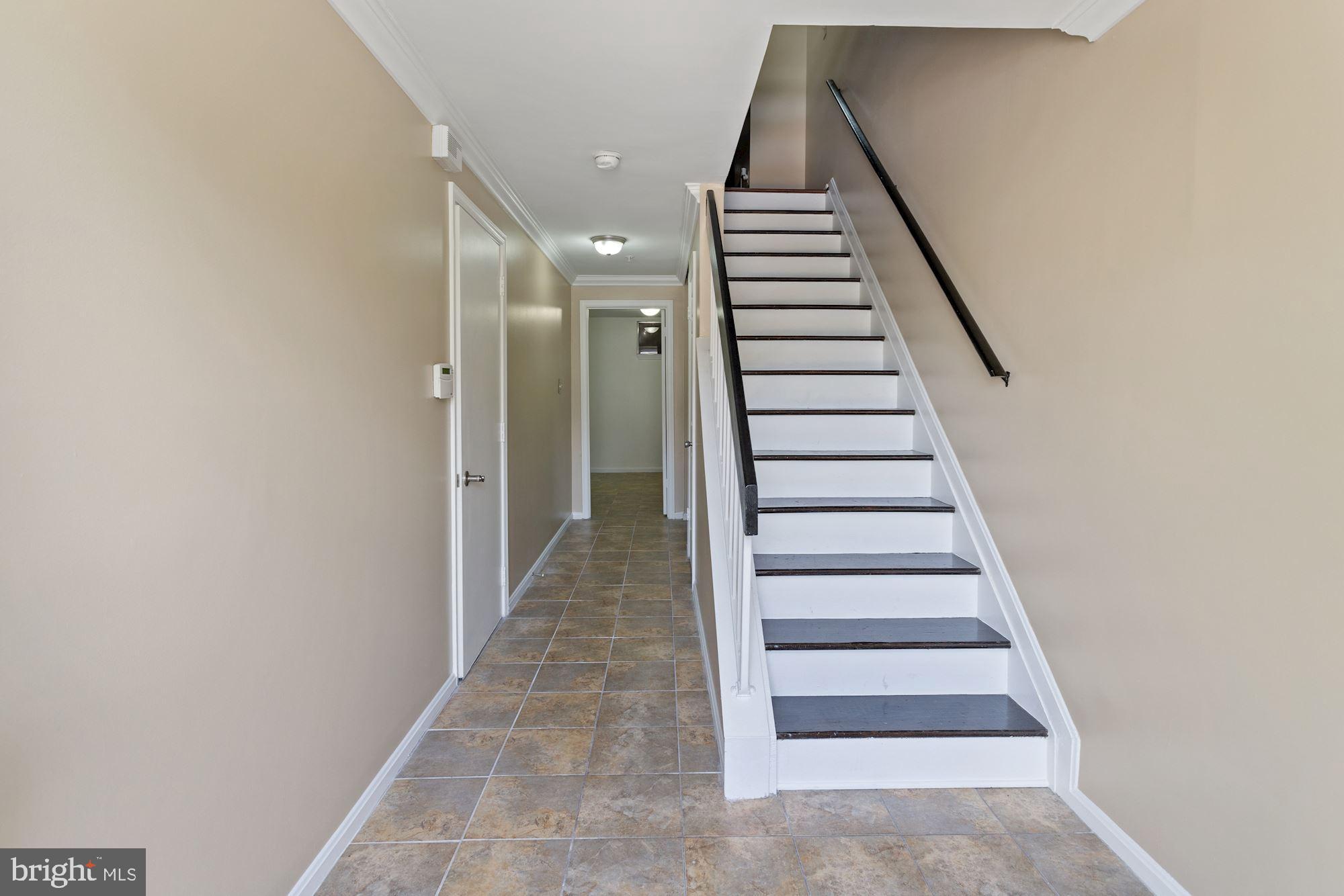 LAUREL LAKES - Residential Lease