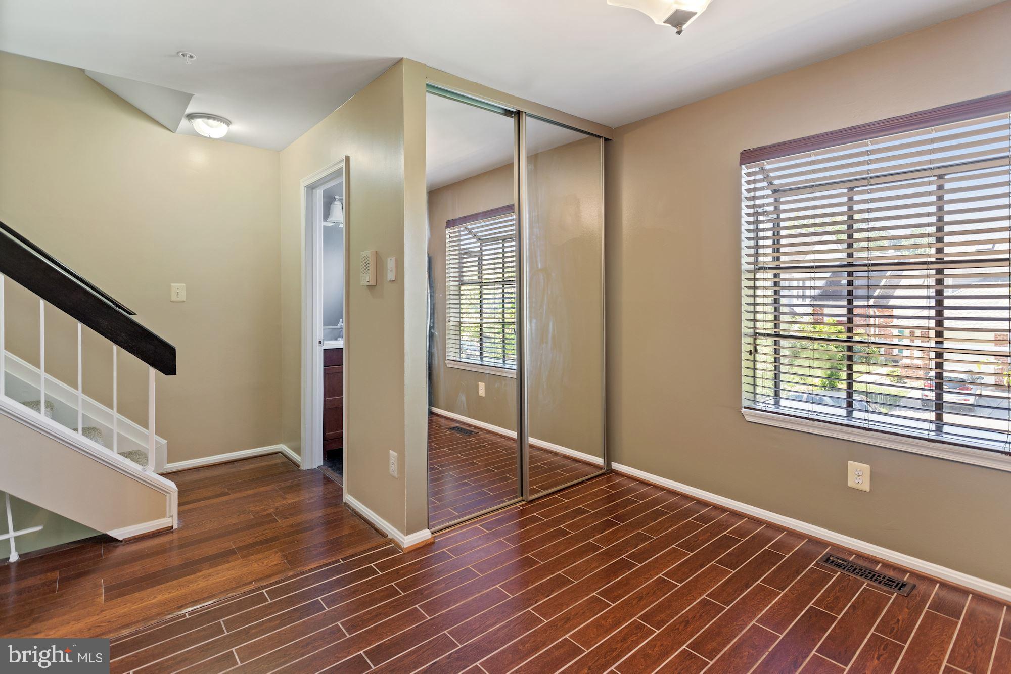 LAUREL LAKES - Residential Lease