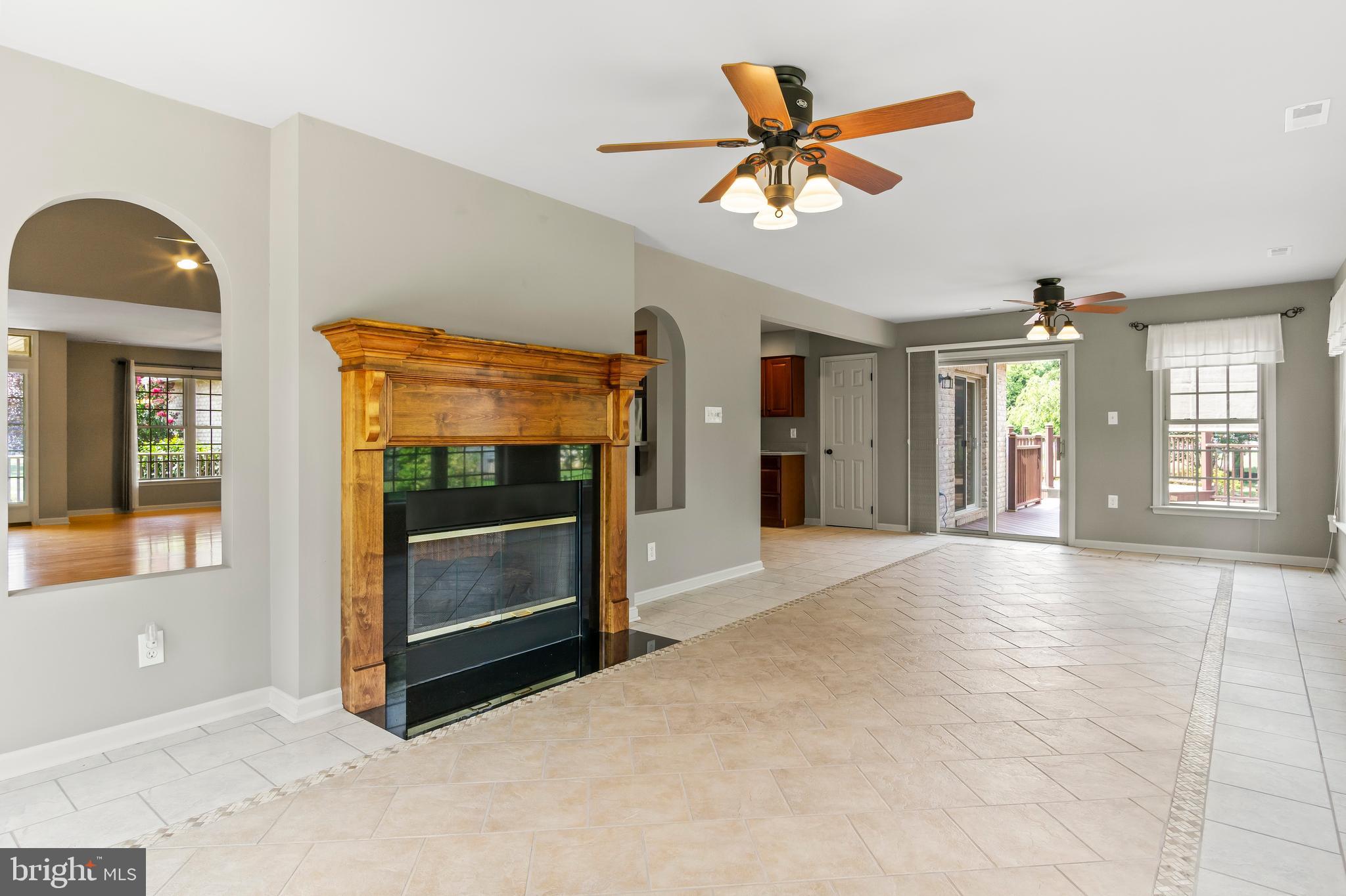 SPRING MILLS - Residential