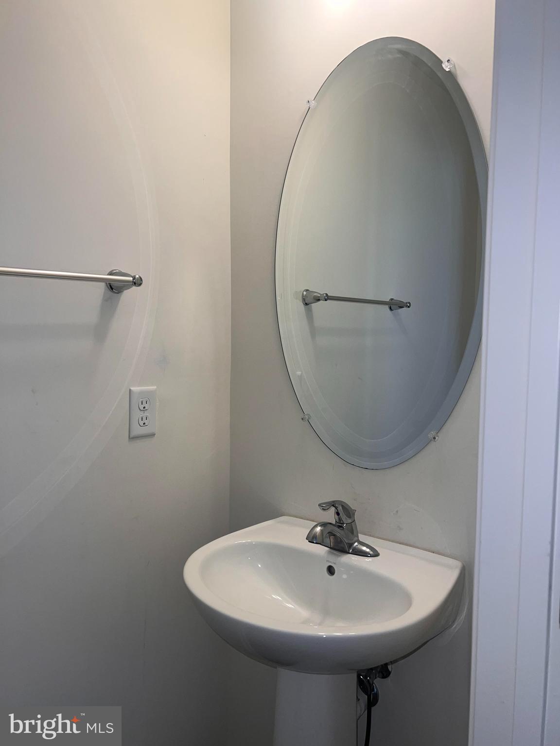 BRIAR RUN - Residential Lease