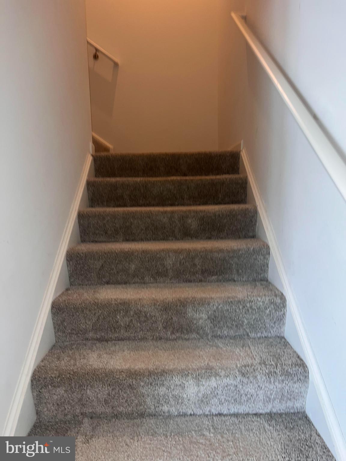 BRIAR RUN - Residential Lease