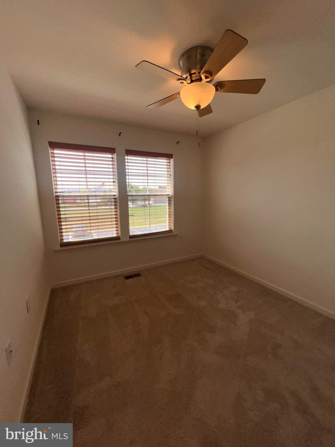 BRIAR RUN - Residential Lease