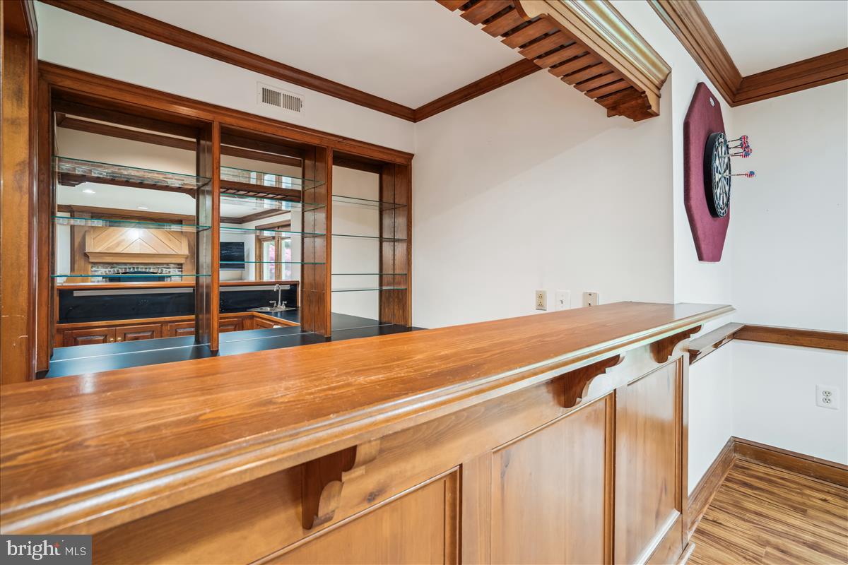 BRADLEY HILLS GROVE - Residential