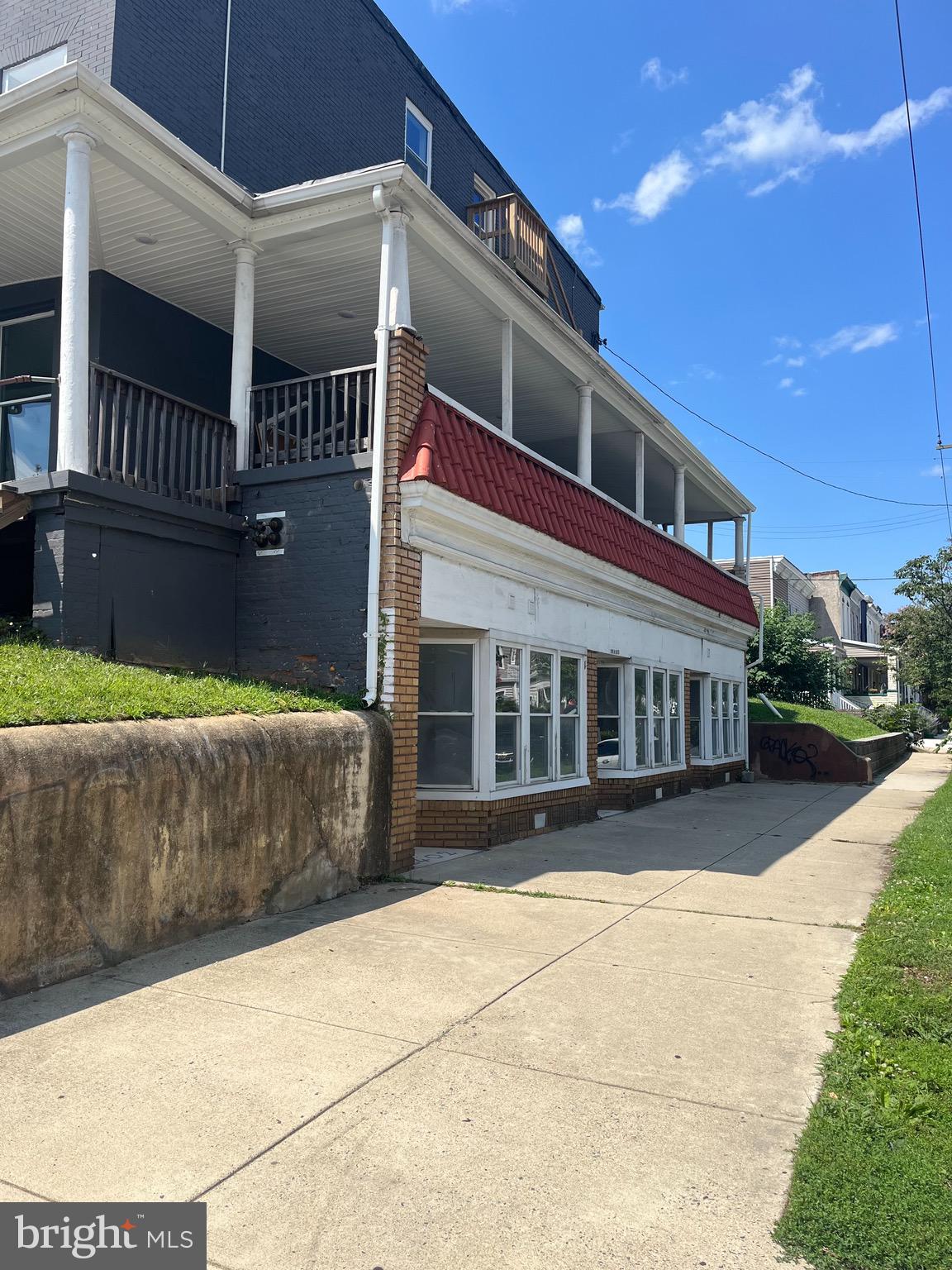 HAMPDEN HISTORIC DISTRICT - Residential Lease