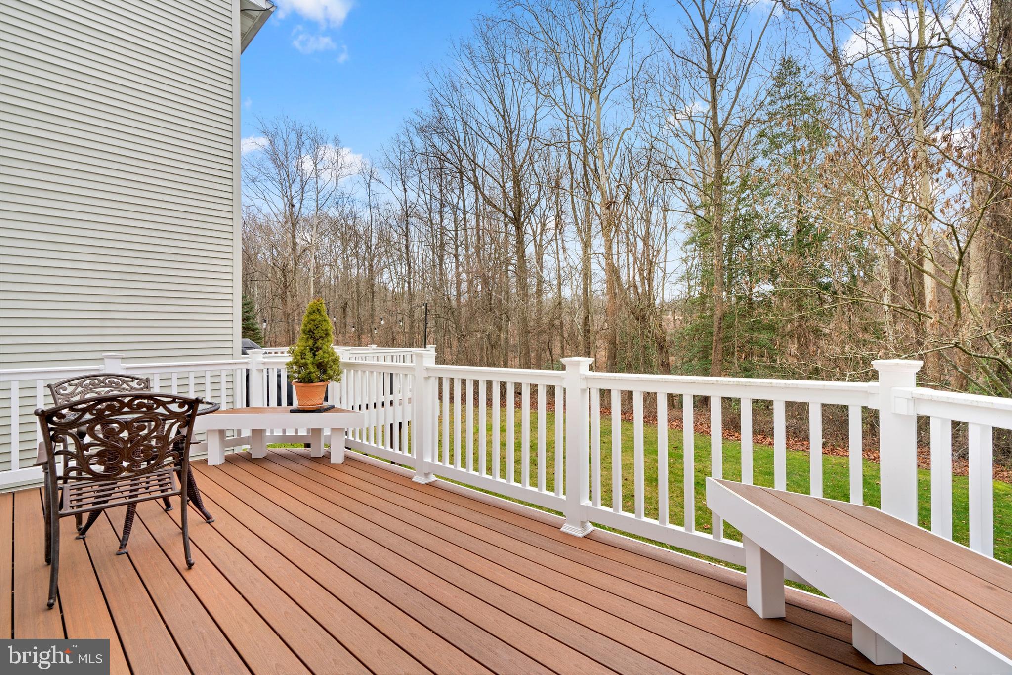 THE CEDARS - Residential