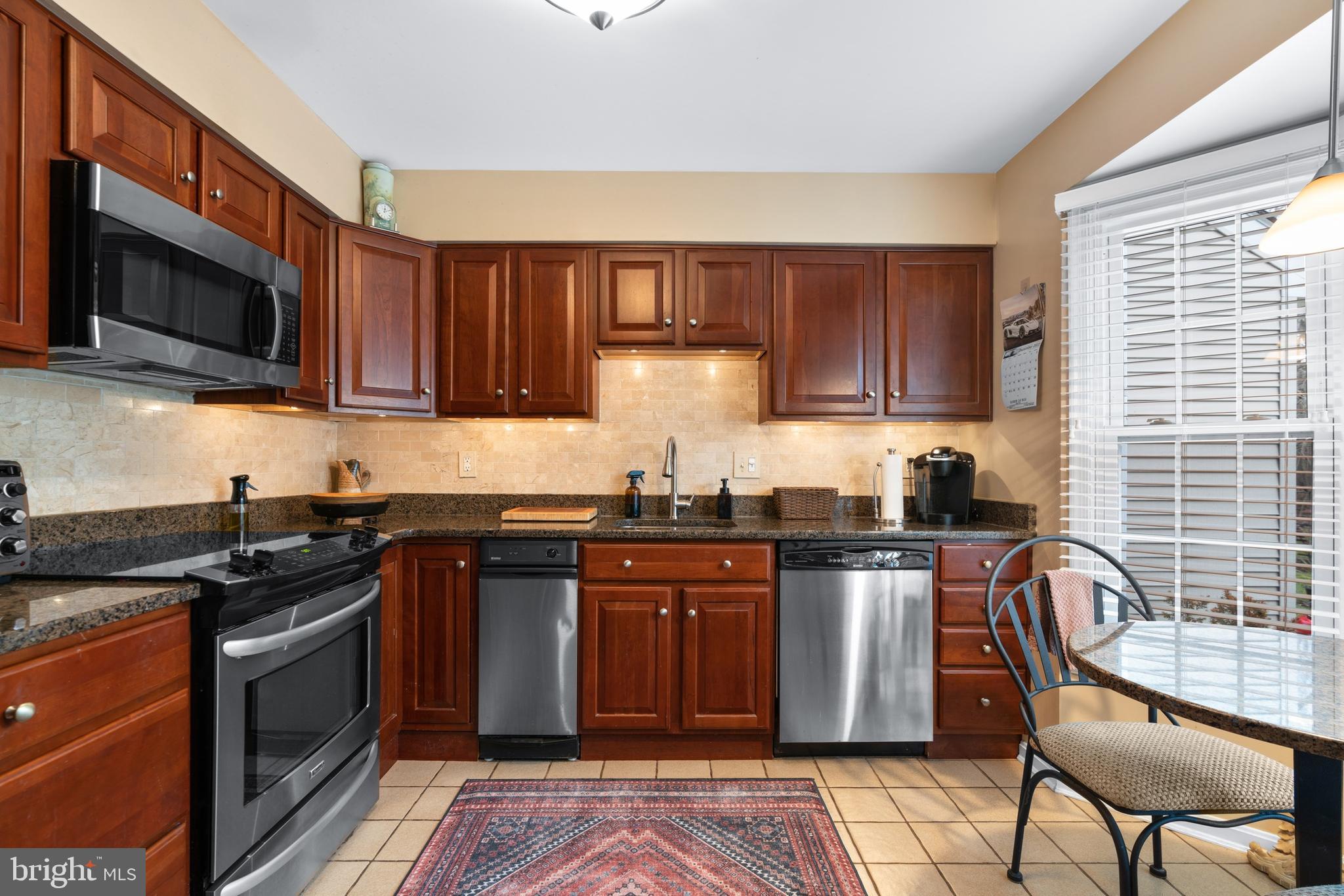 THE CEDARS - Residential