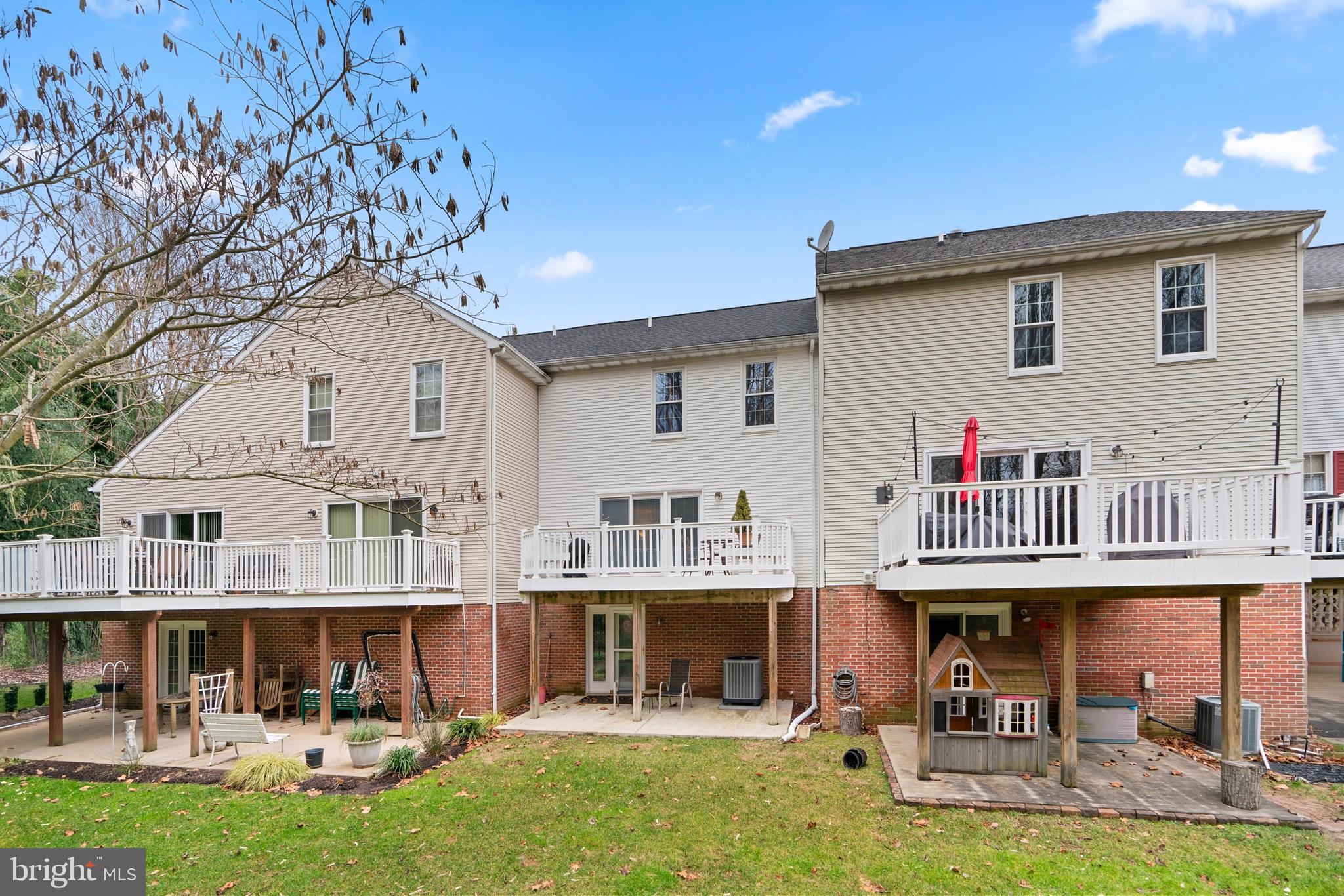 THE CEDARS - Residential