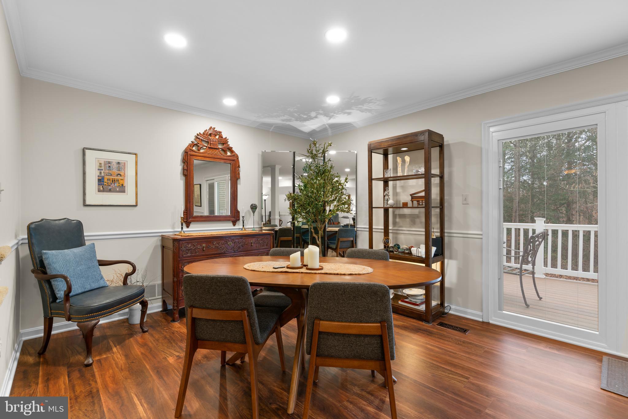 THE CEDARS - Residential