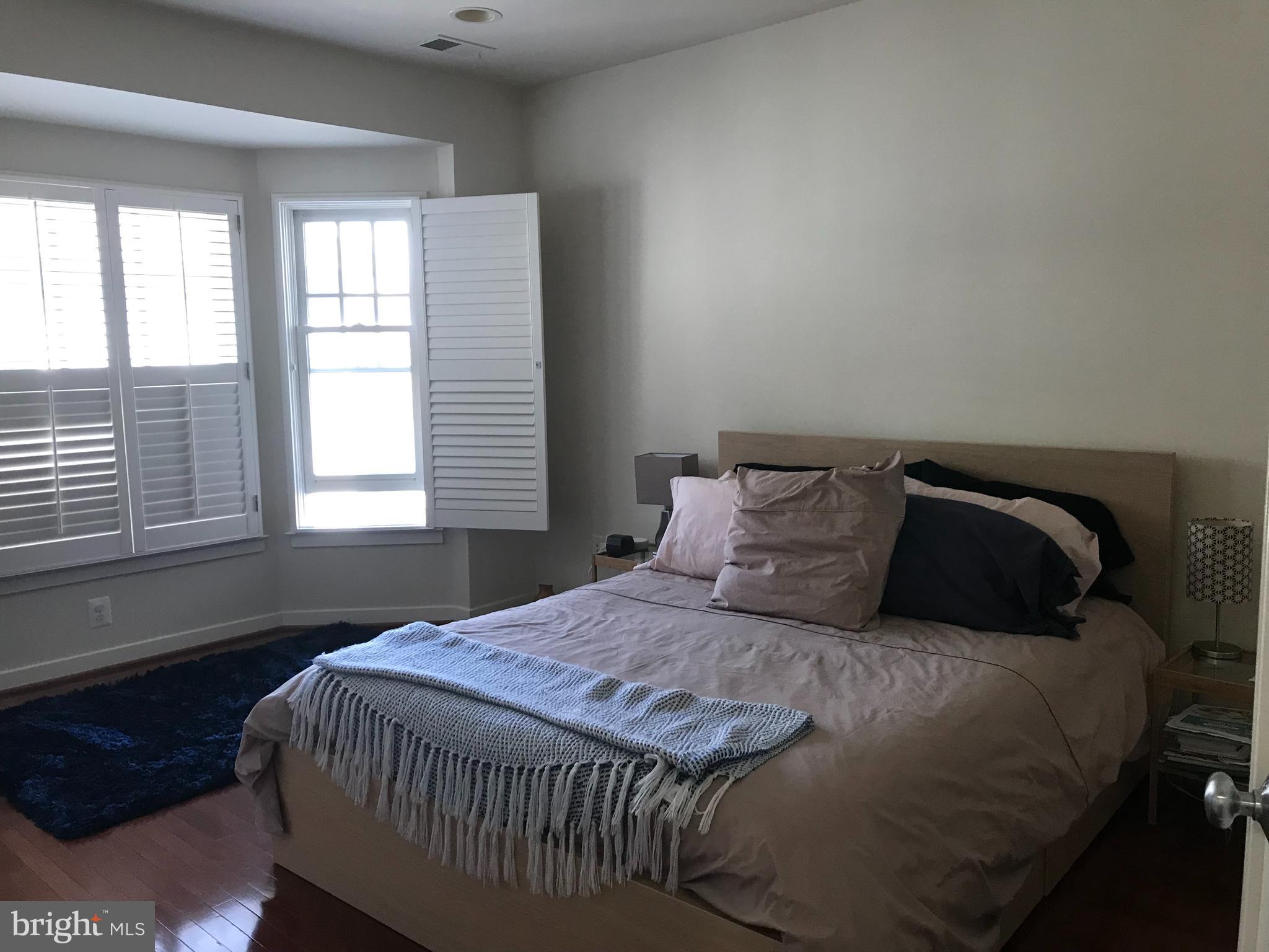 CLARENDON PARK - Residential Lease