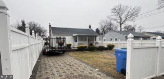 910 MAGNOLIA AVENUE