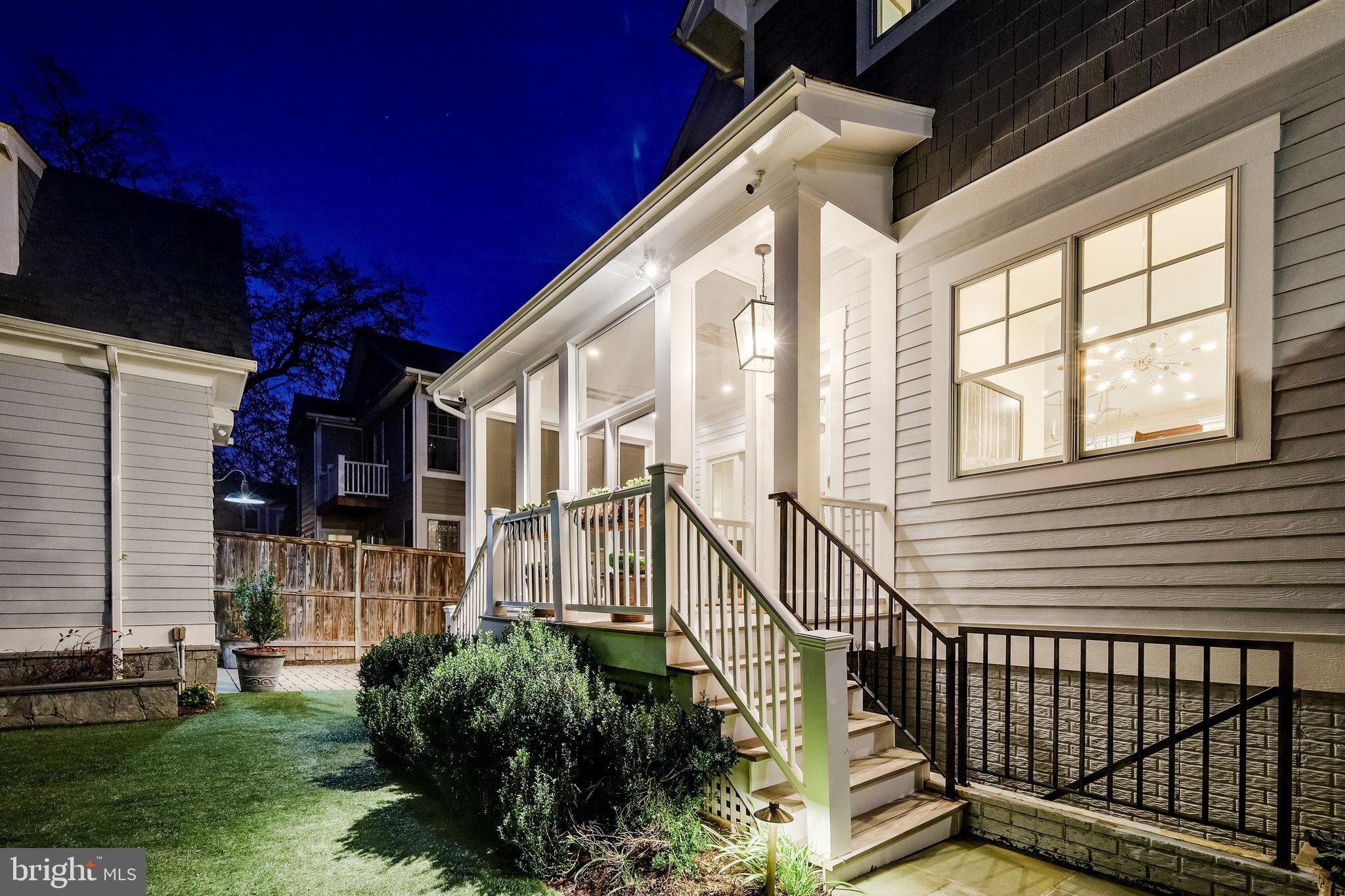 LYON PARK - Residential