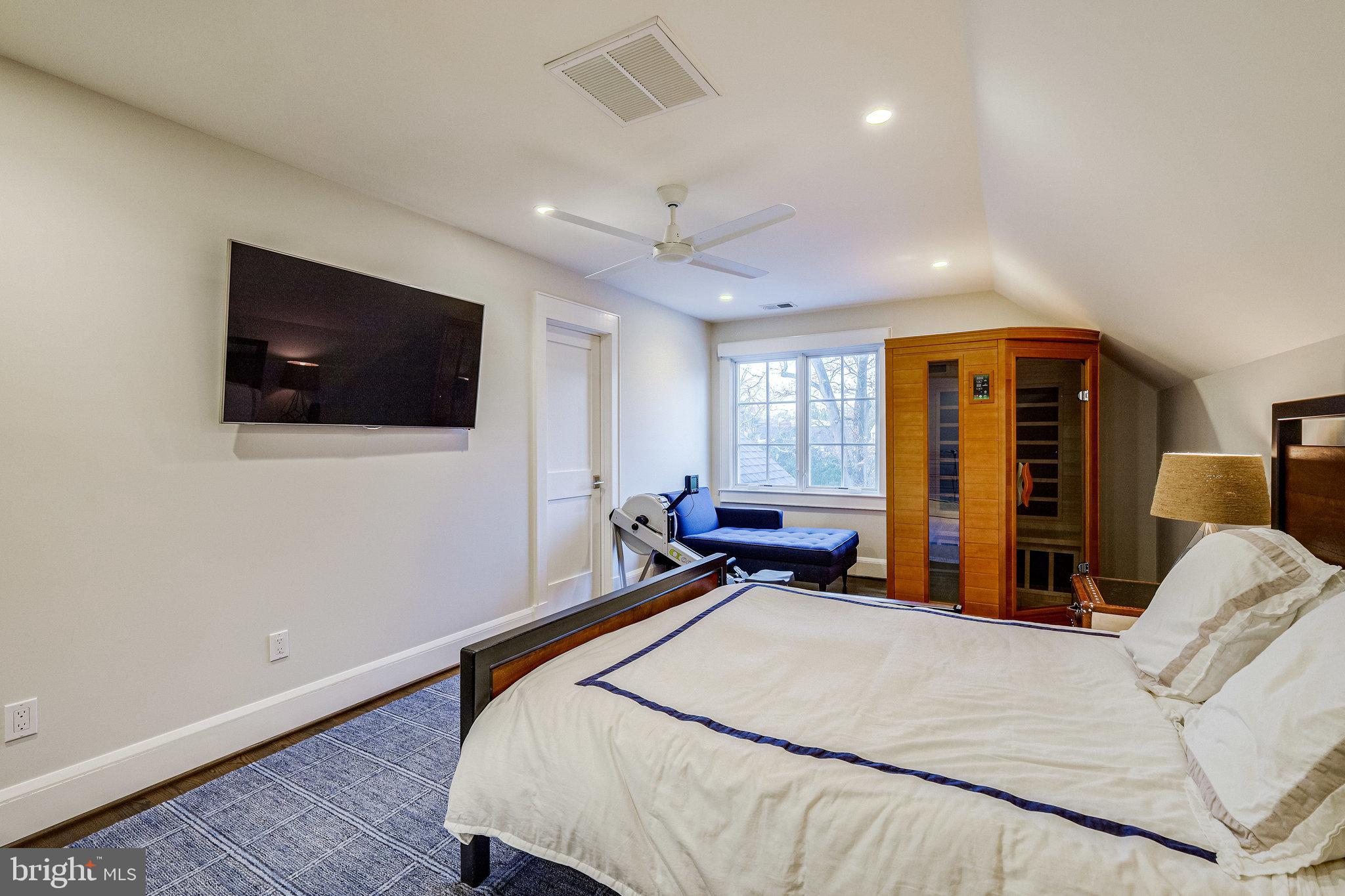 LYON PARK - Residential