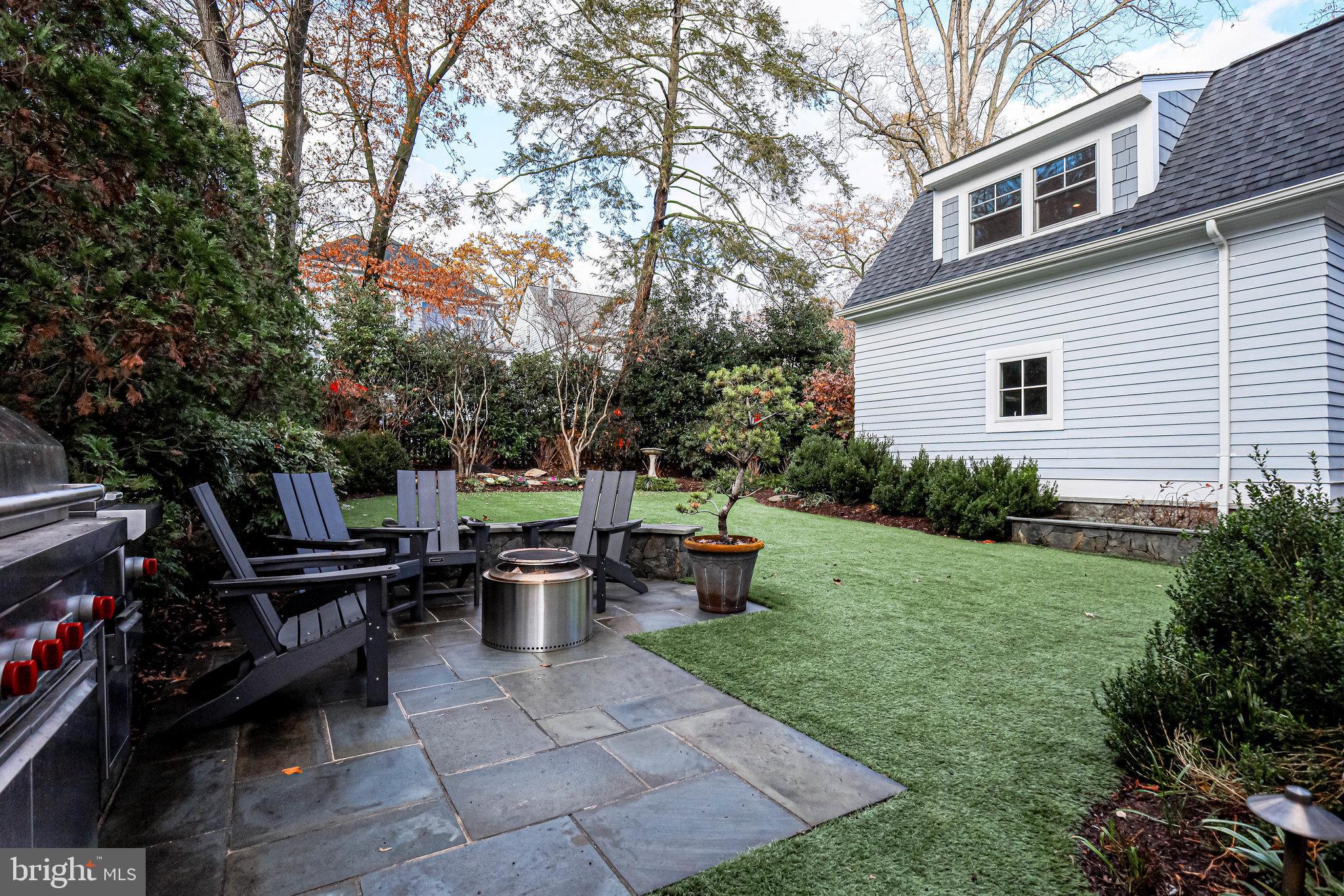 LYON PARK - Residential