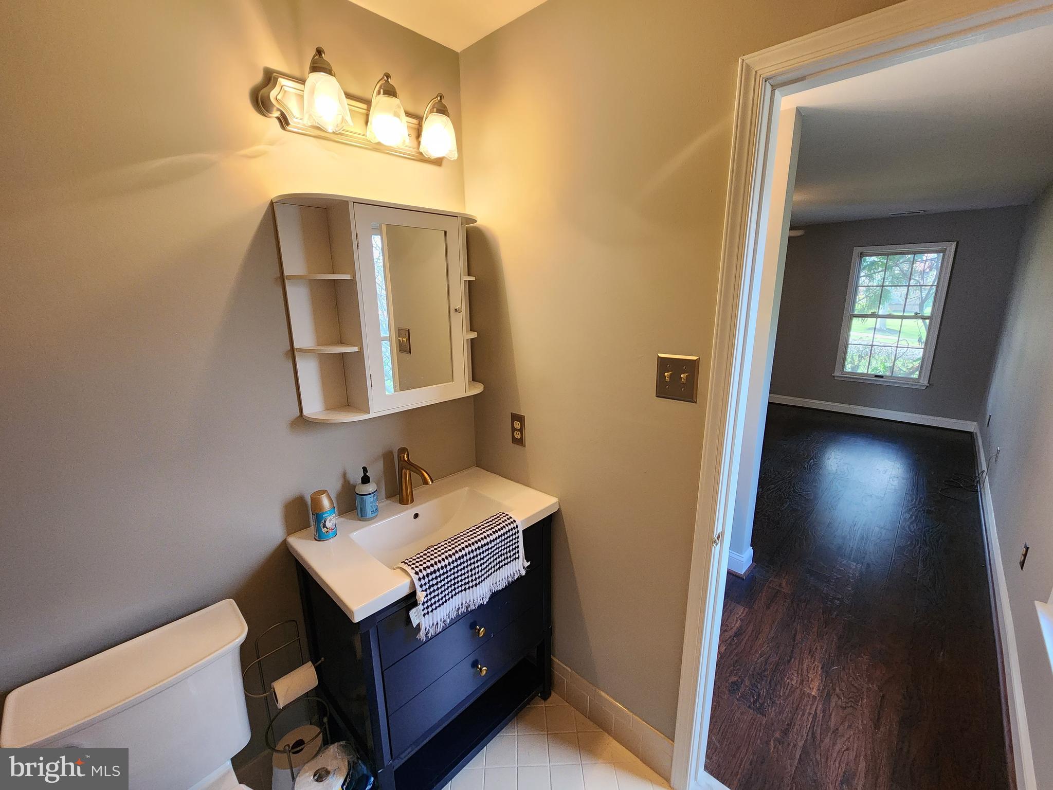 LAKEVIEW ESTS - Residential