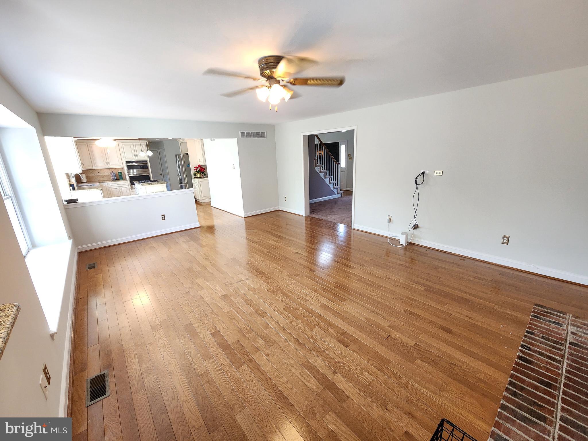 LAKEVIEW ESTS - Residential