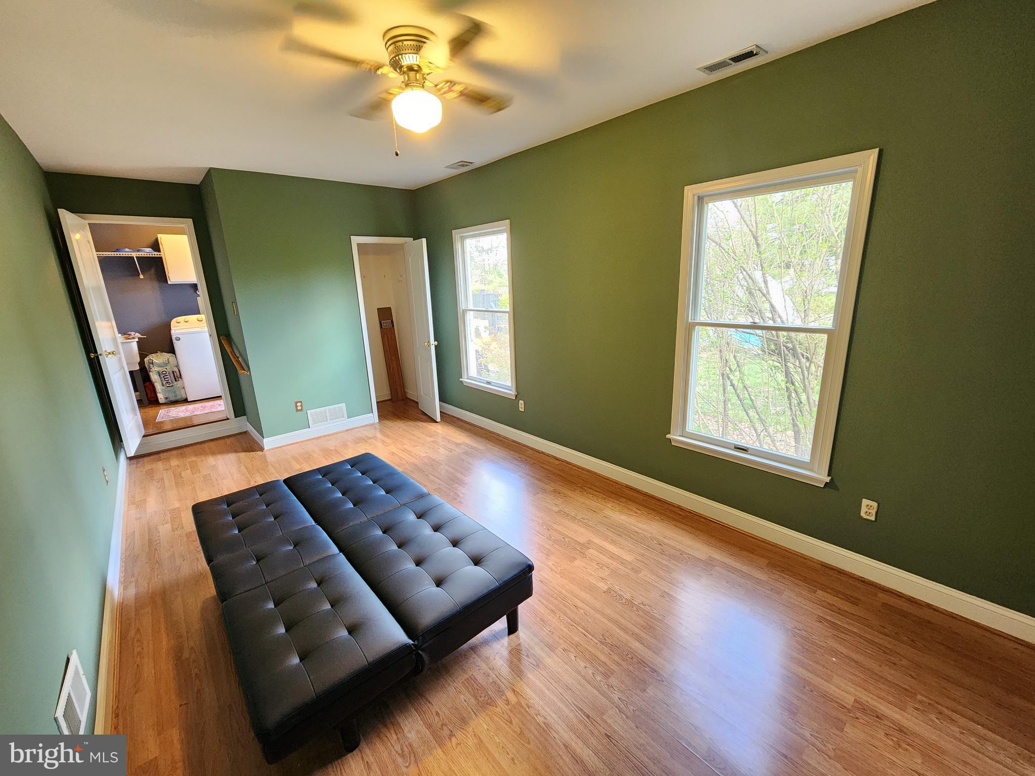 LAKEVIEW ESTS - Residential