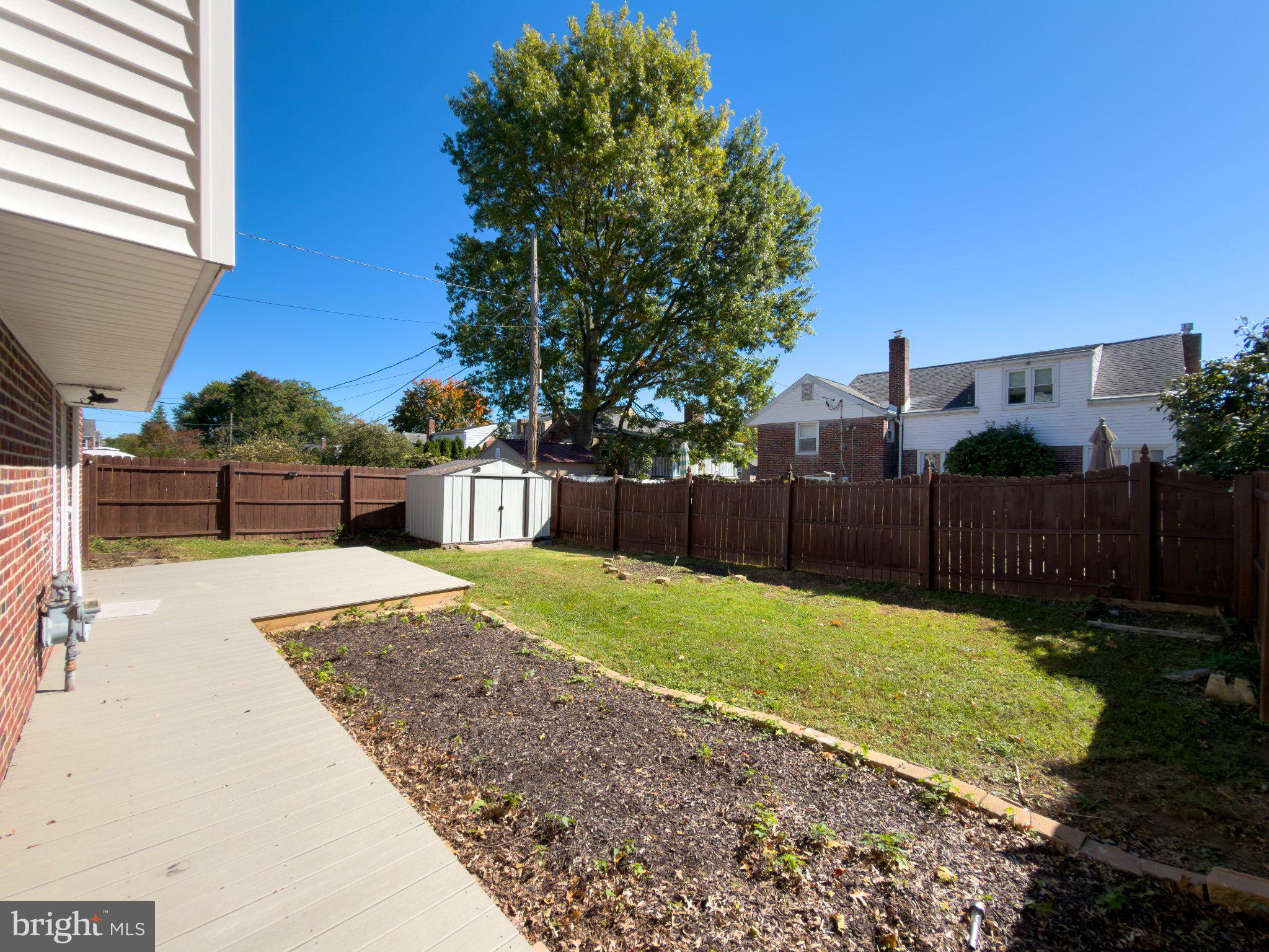 11 HARVEY AVENUE