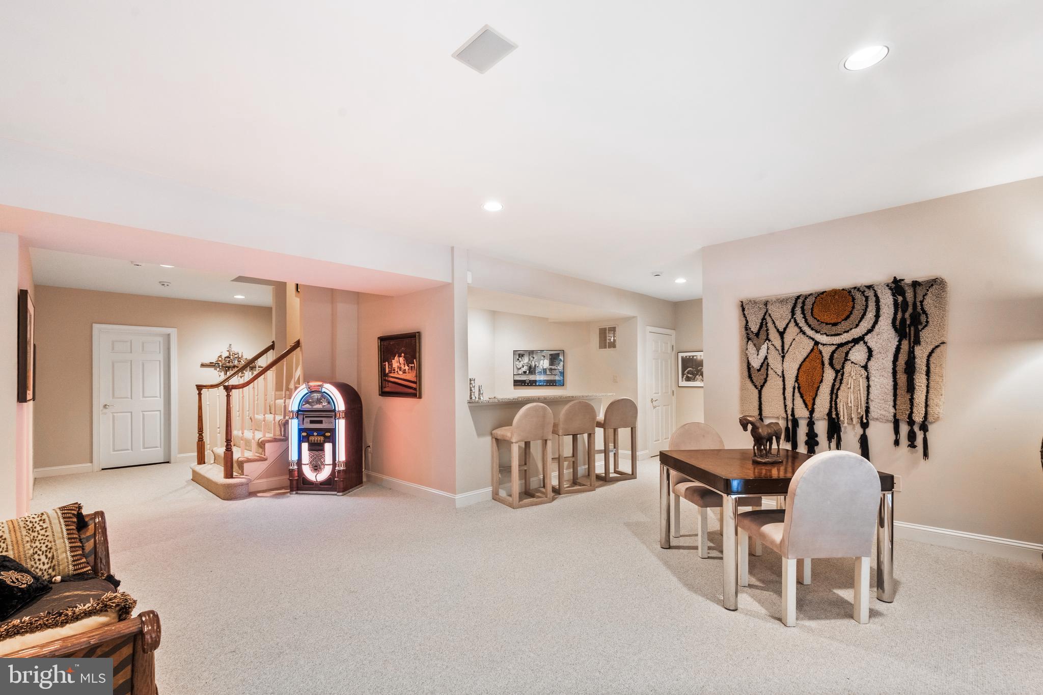 MAPLEWOOD - Residential