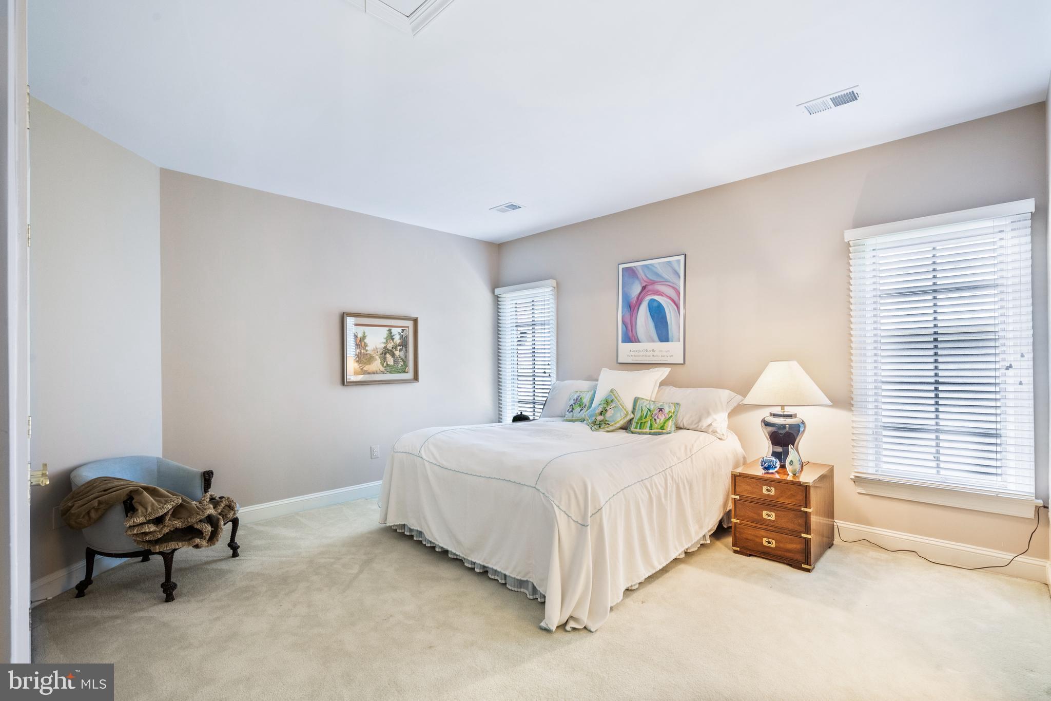 MAPLEWOOD - Residential