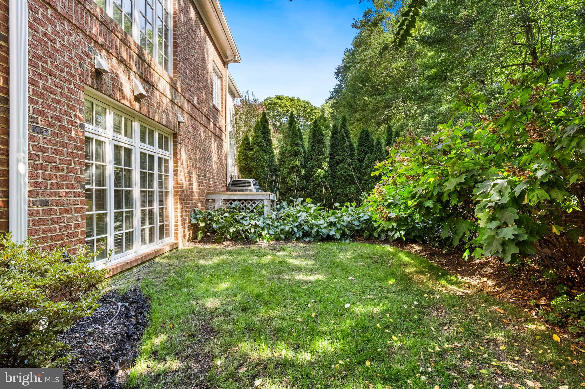 MAPLEWOOD - Residential