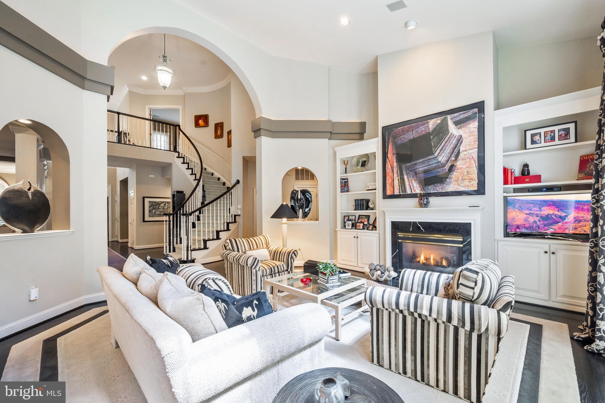 MAPLEWOOD - Residential