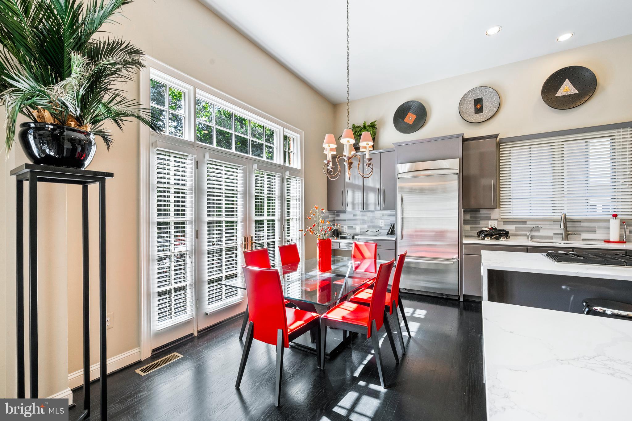 MAPLEWOOD - Residential