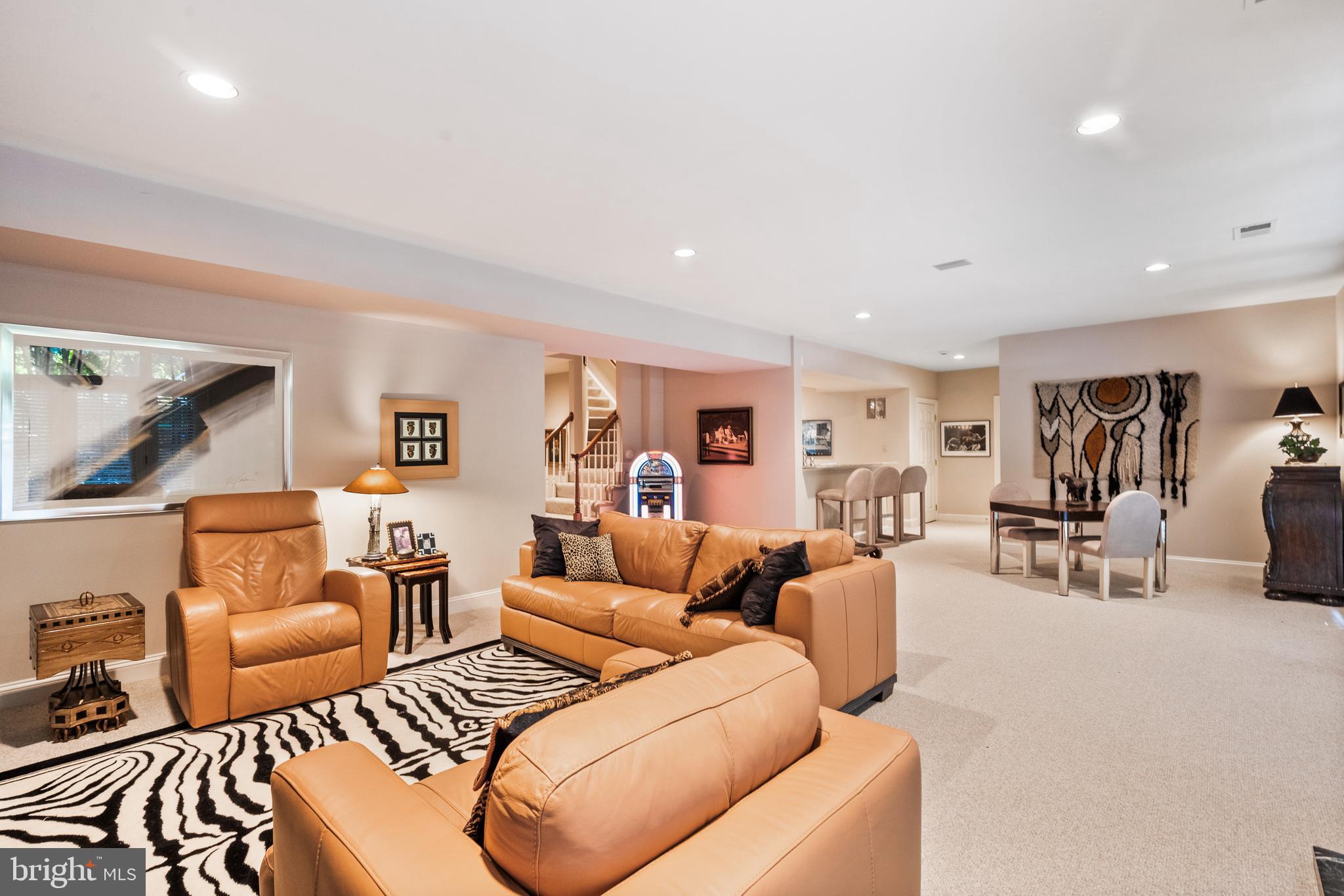 MAPLEWOOD - Residential