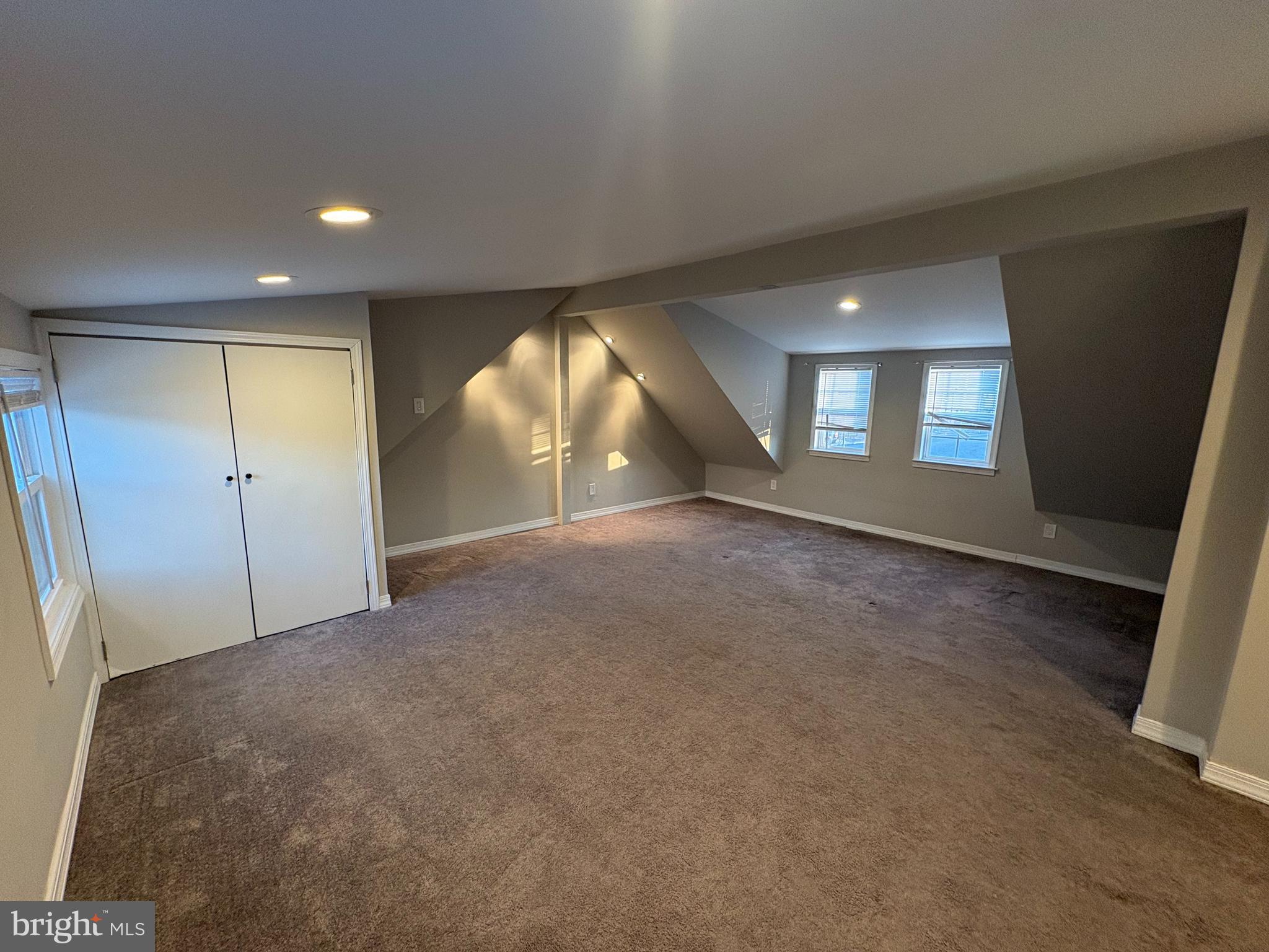 BRISTOL - Residential