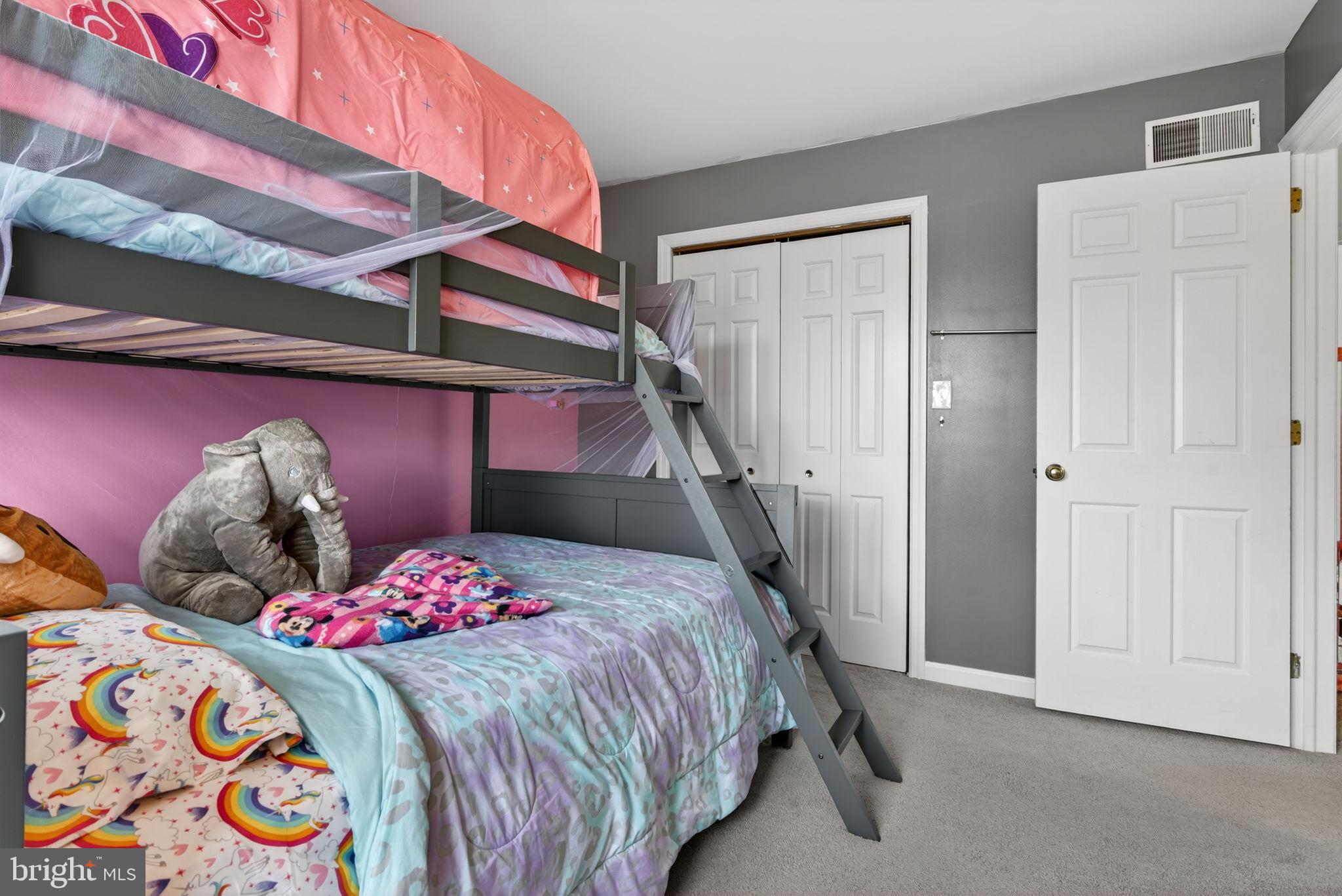 ELIZABETHTOWN BOROUGH - Residential