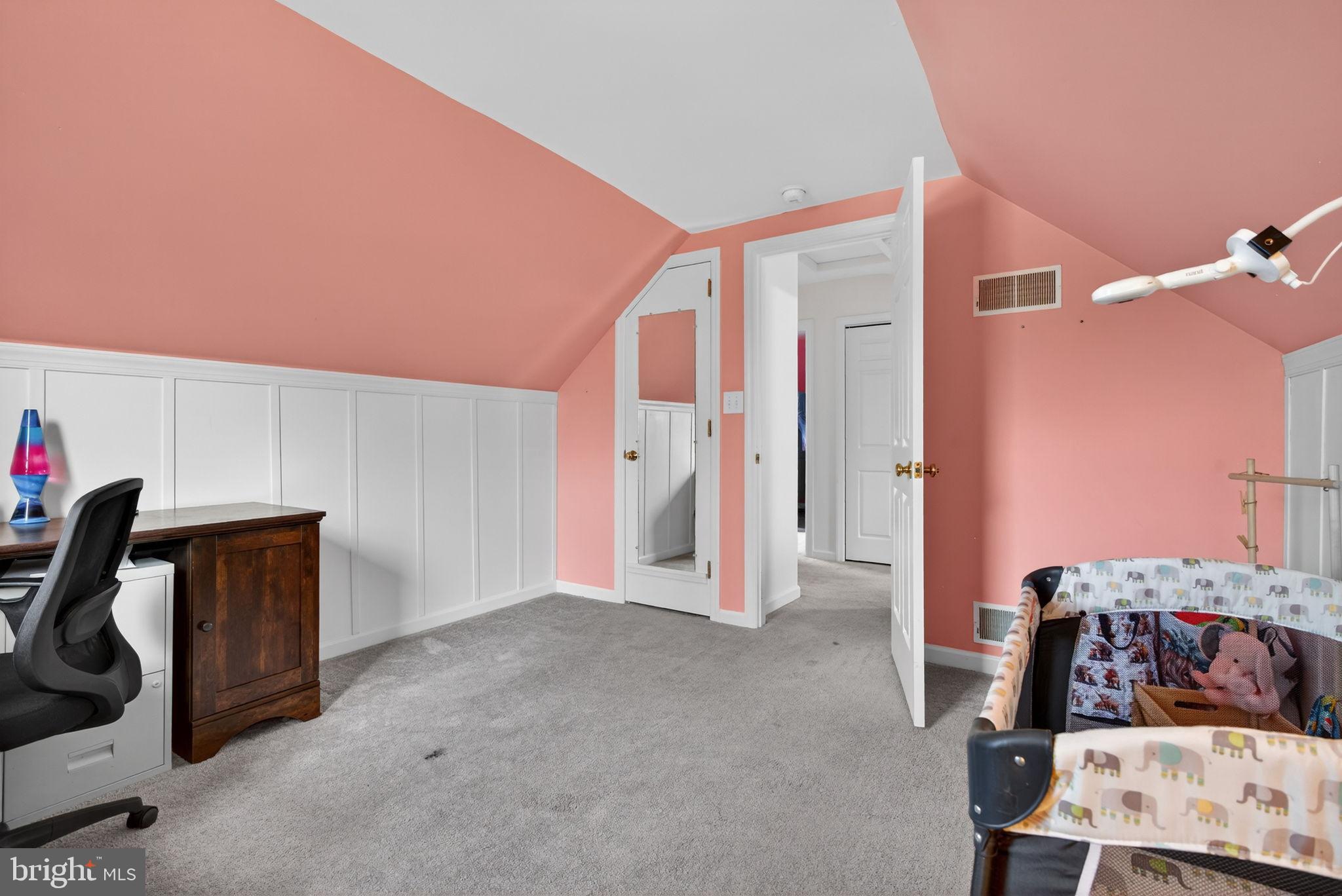 ELIZABETHTOWN BOROUGH - Residential