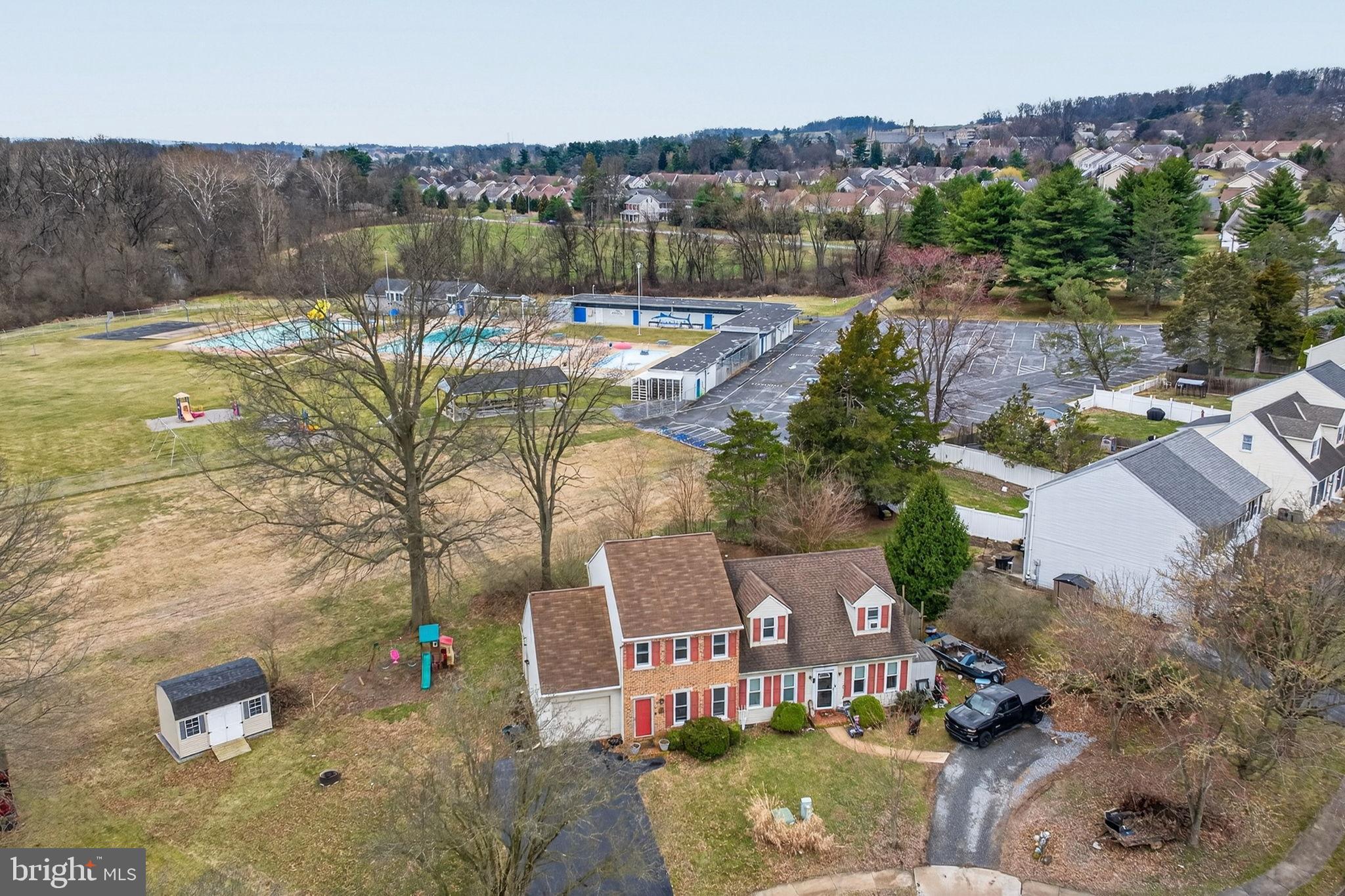 ELIZABETHTOWN BOROUGH - Residential