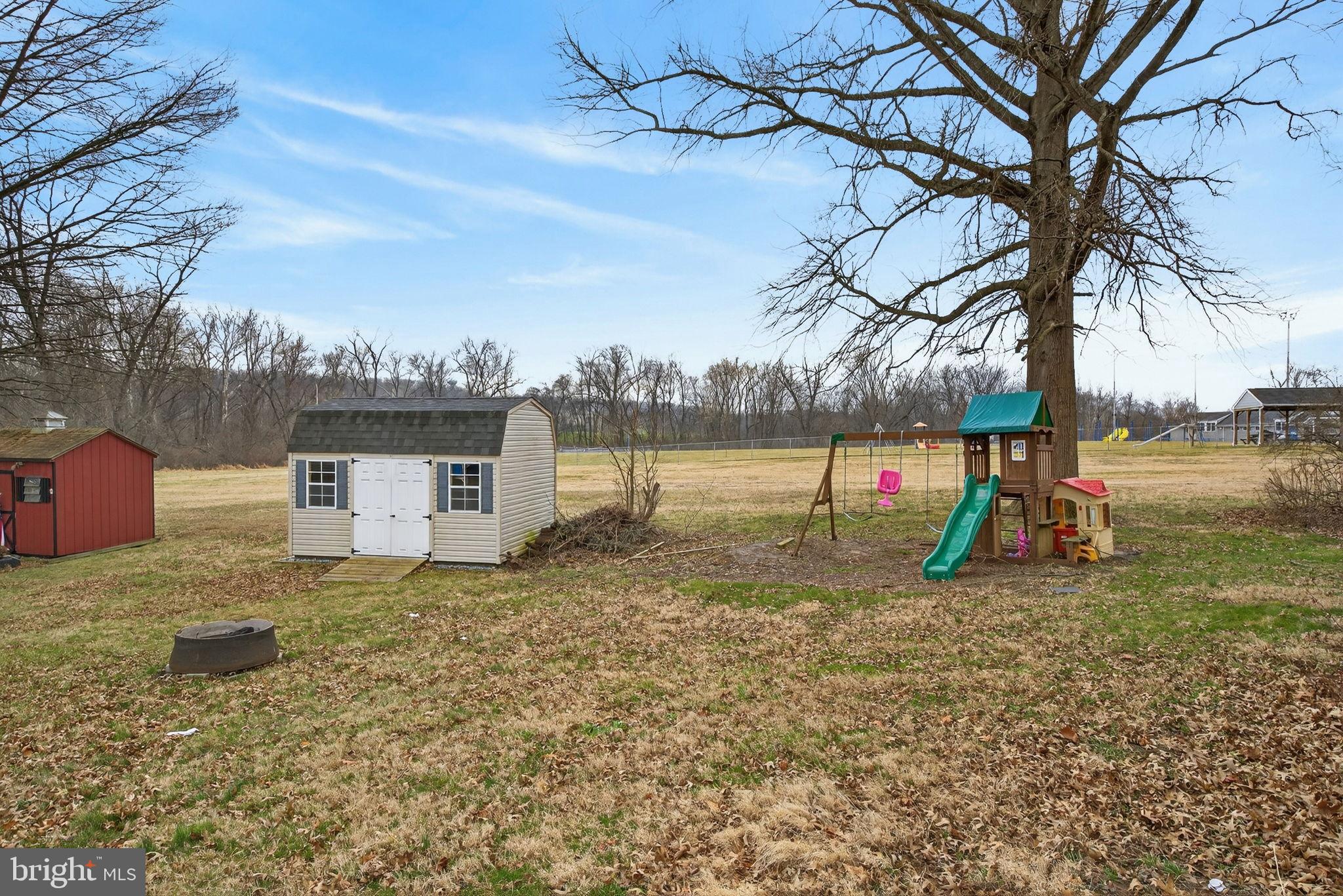 ELIZABETHTOWN BOROUGH - Residential