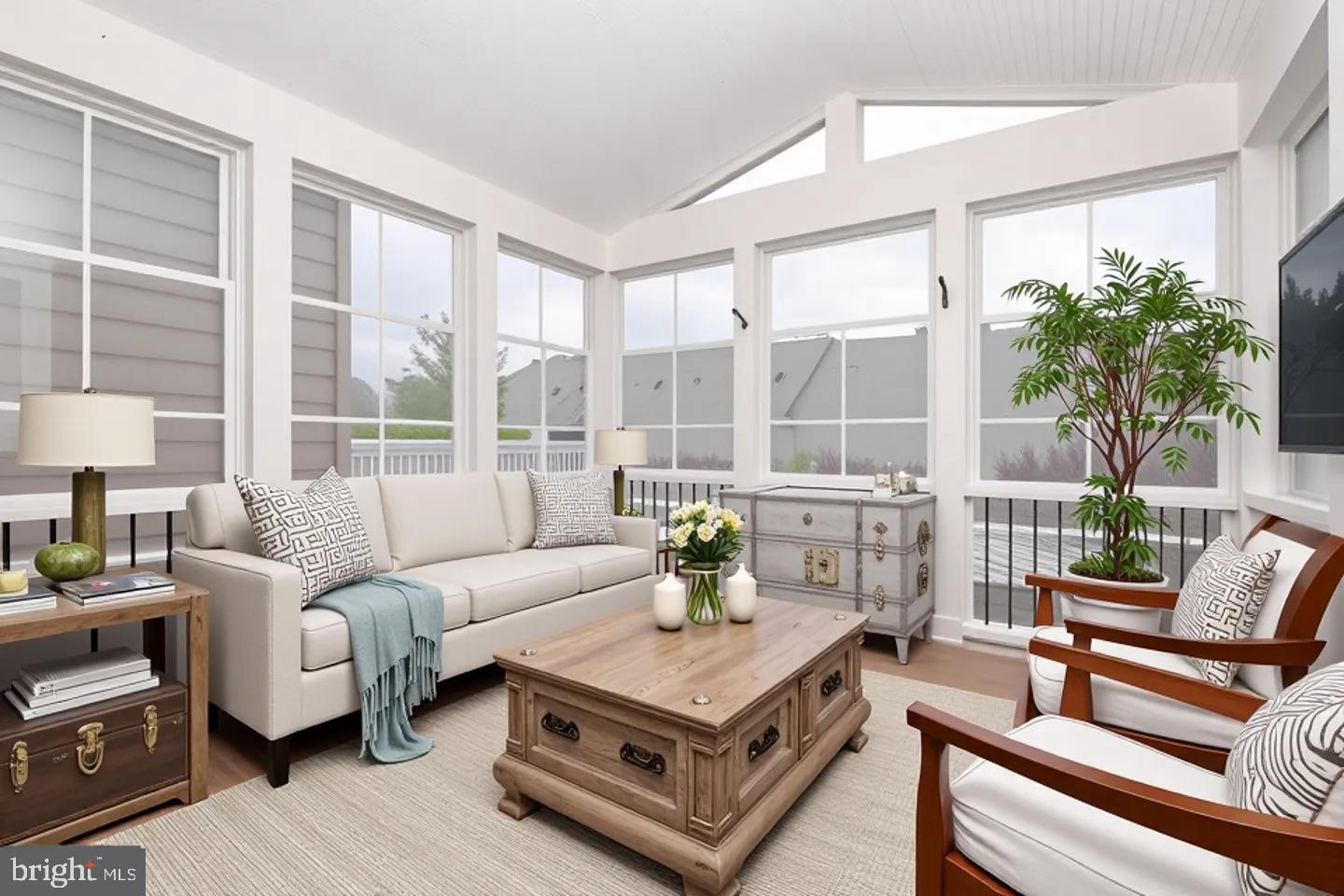 FALLSTON COMMONS - Residential