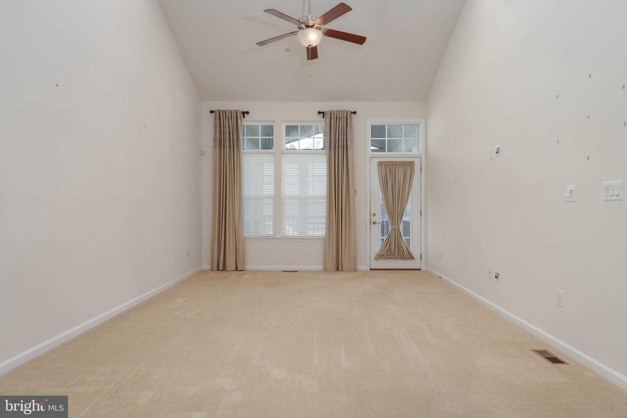 FALLSTON COMMONS - Residential