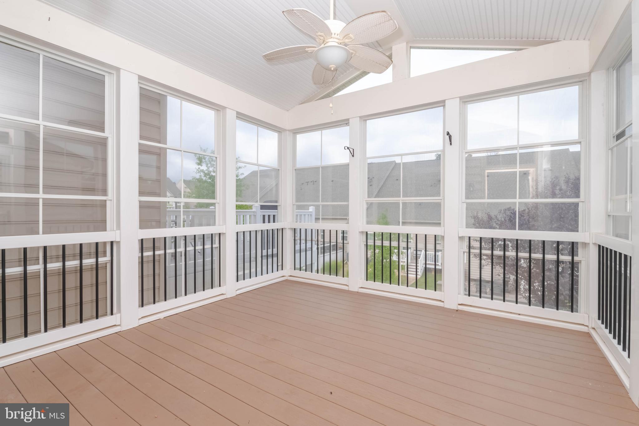 FALLSTON COMMONS - Residential