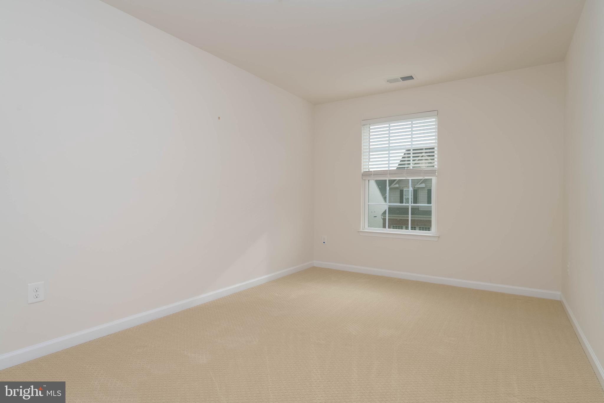 FALLSTON COMMONS - Residential