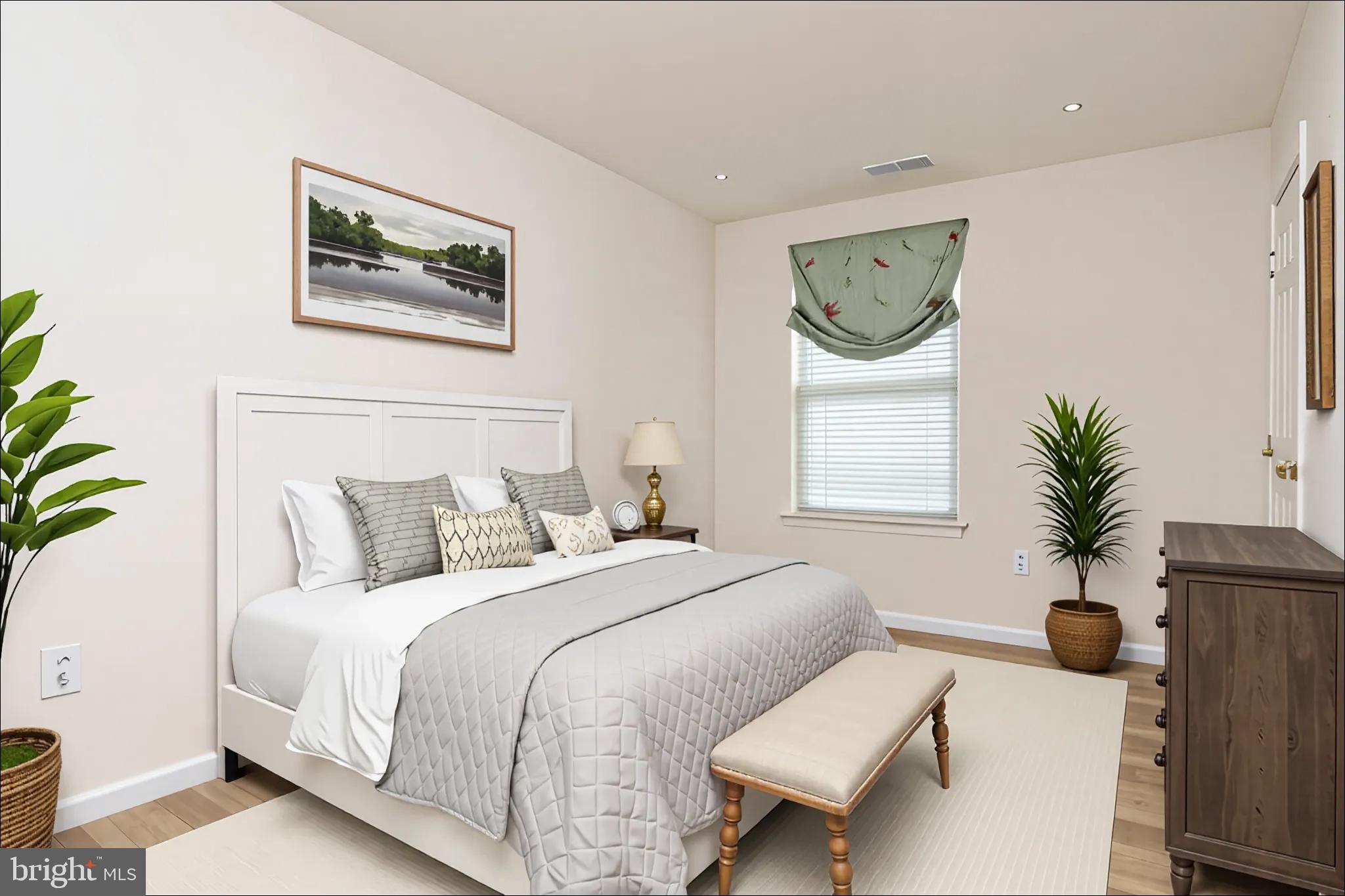 FALLSTON COMMONS - Residential