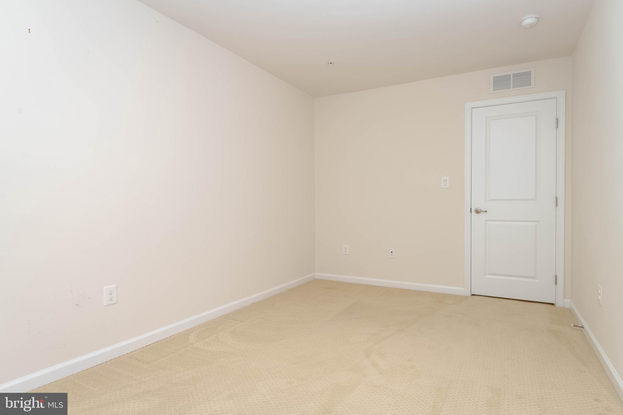 FALLSTON COMMONS - Residential