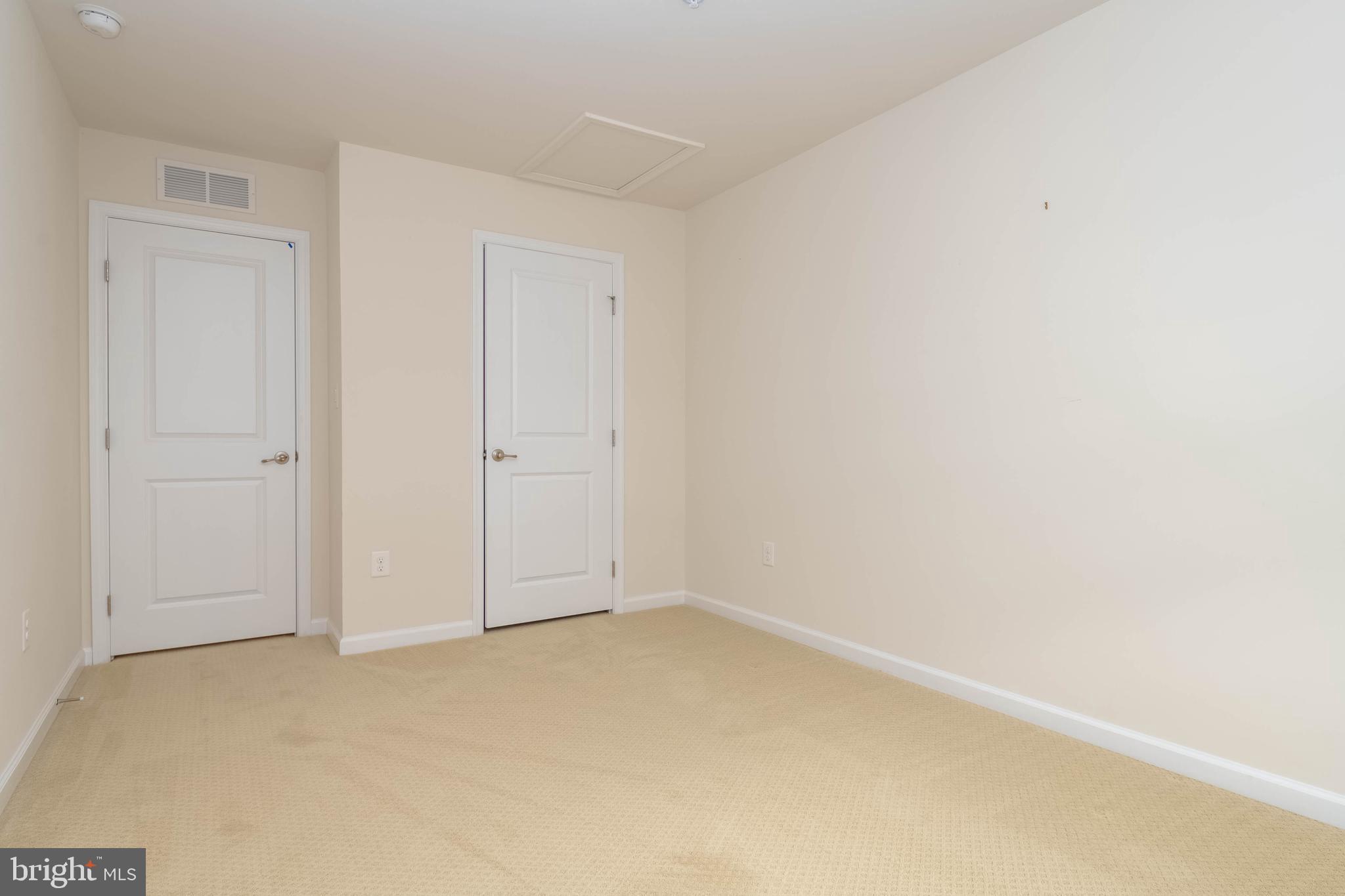 FALLSTON COMMONS - Residential